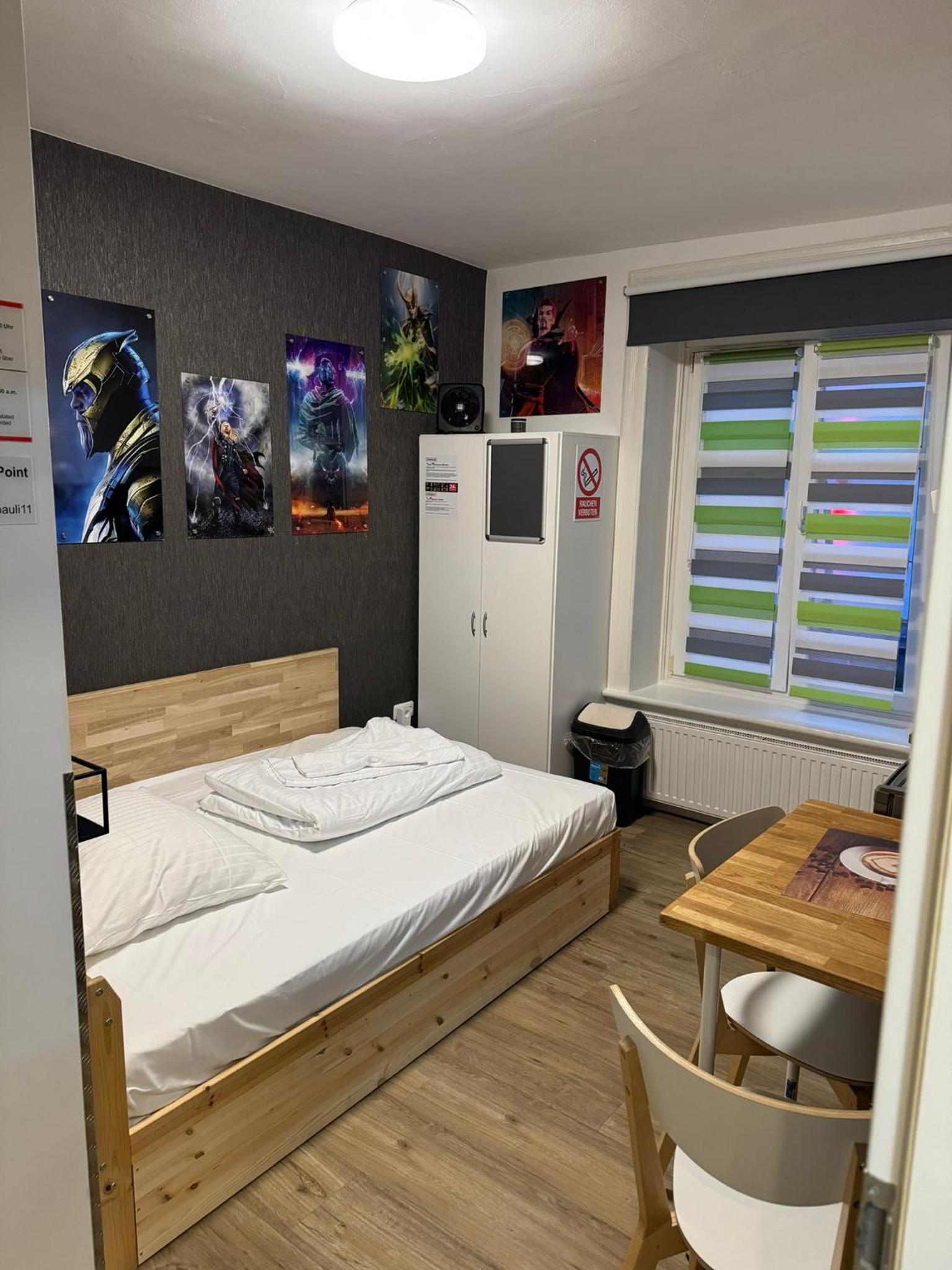 Small Double Room - Photo 2
