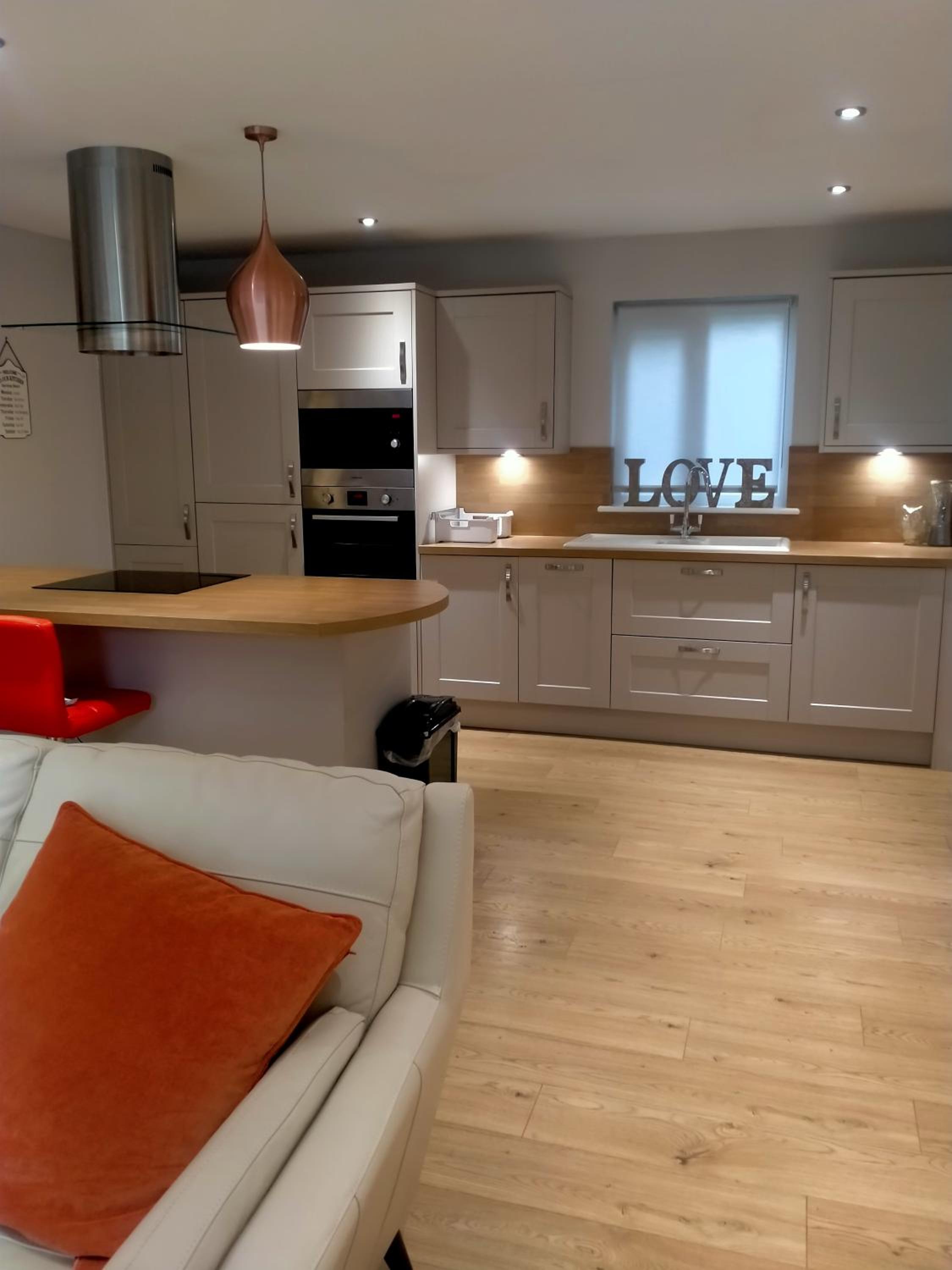 Two-Bedroom House photo 3