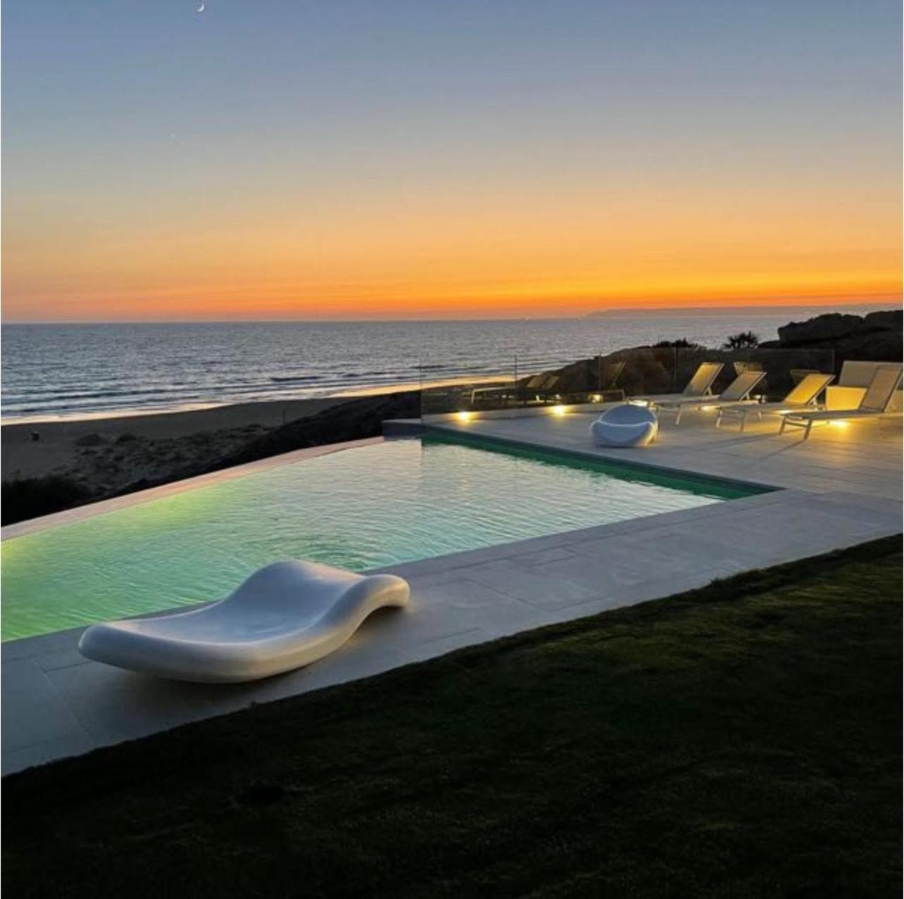 Habitación Doble Deluxe con Vista Lateral al Mar
