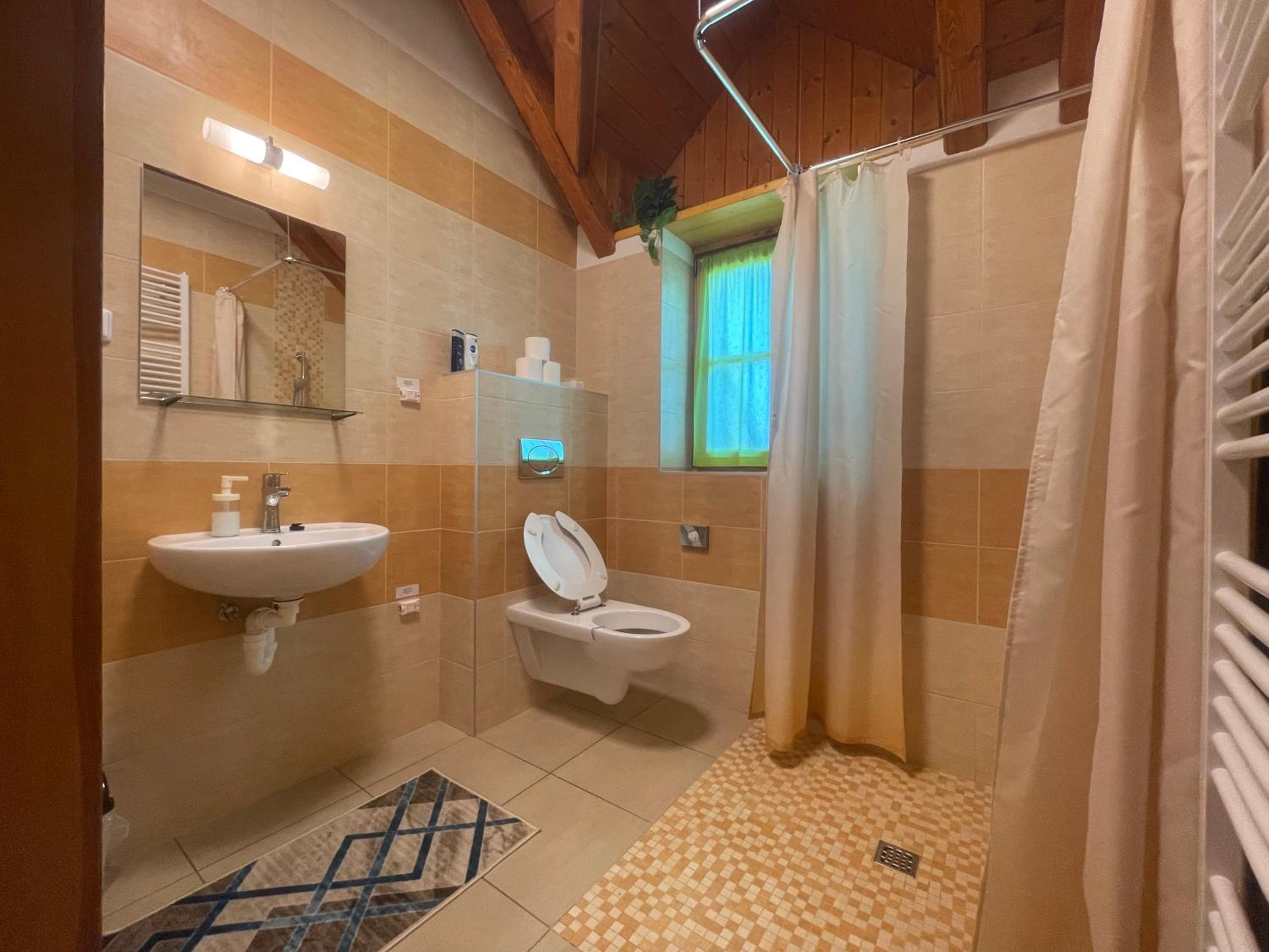 Superior Triple Room photo 3