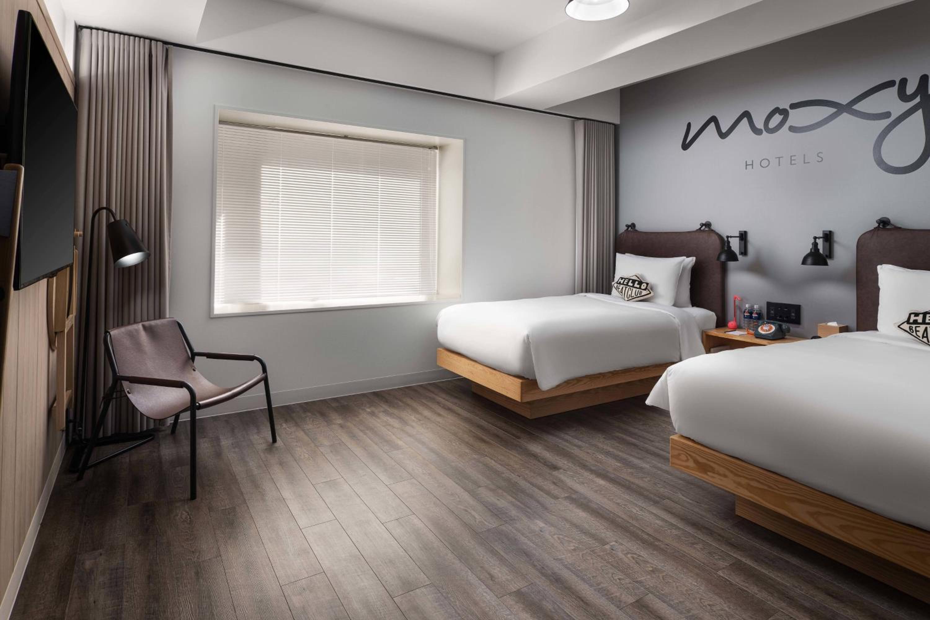 Twin Room with Two Twin Beds photo 2