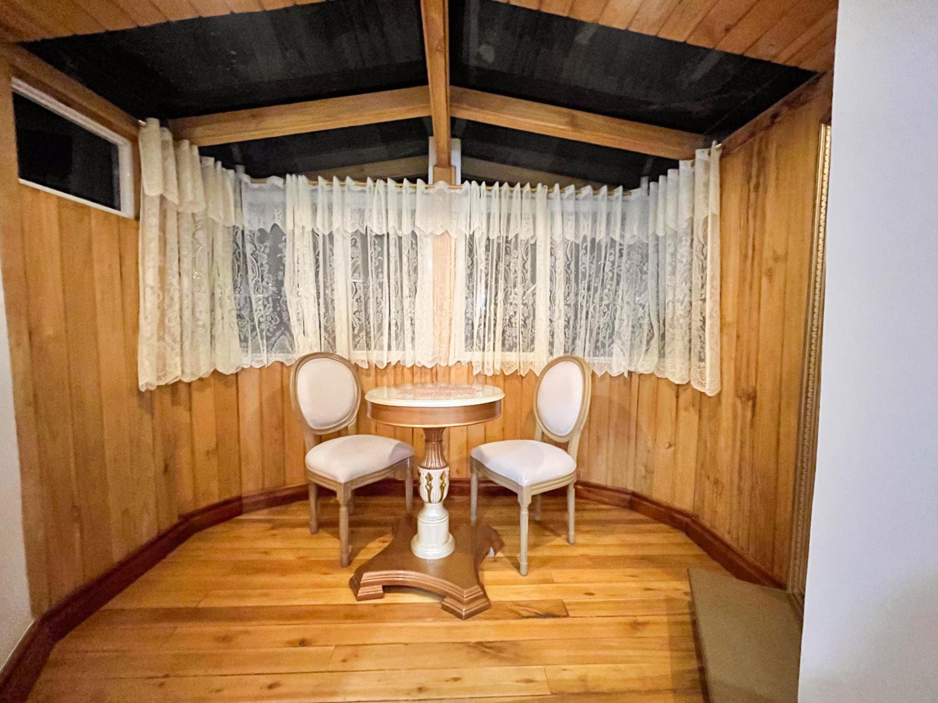 Suite with Garden View photo 3