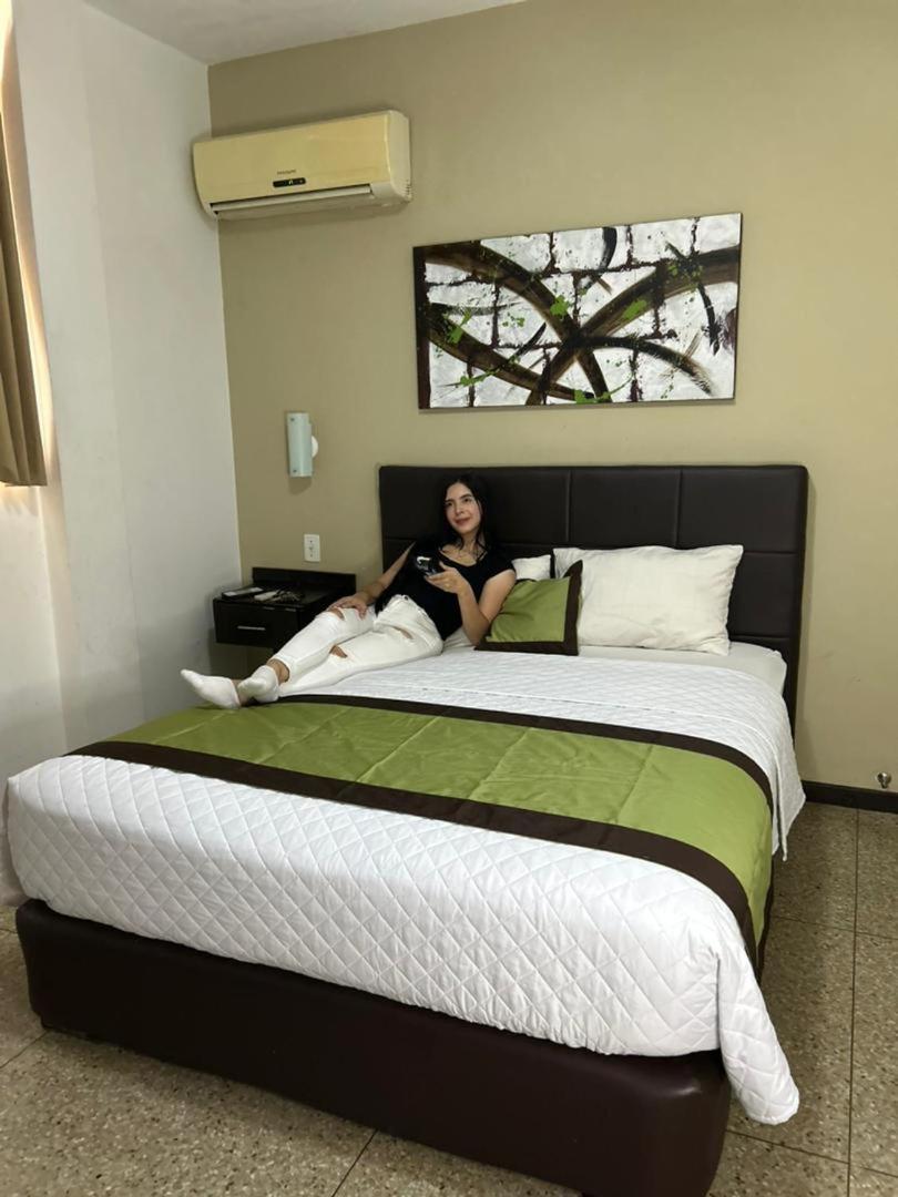 Superior Queen Room photo 1