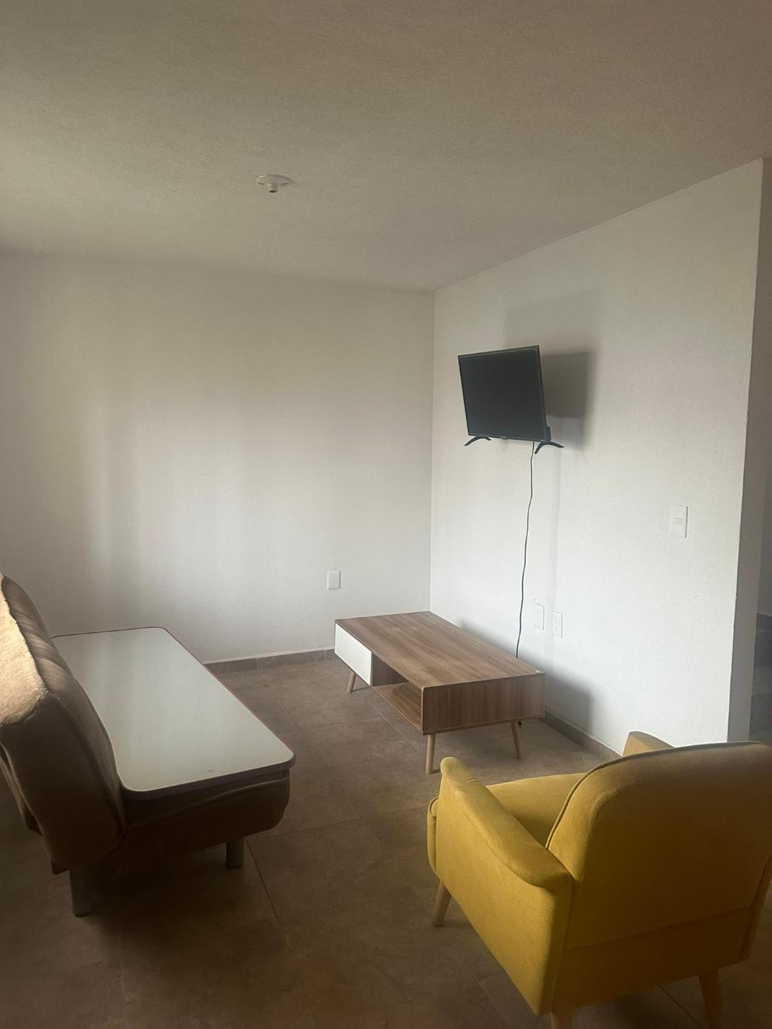 Three-Bedroom Apartment photo 2