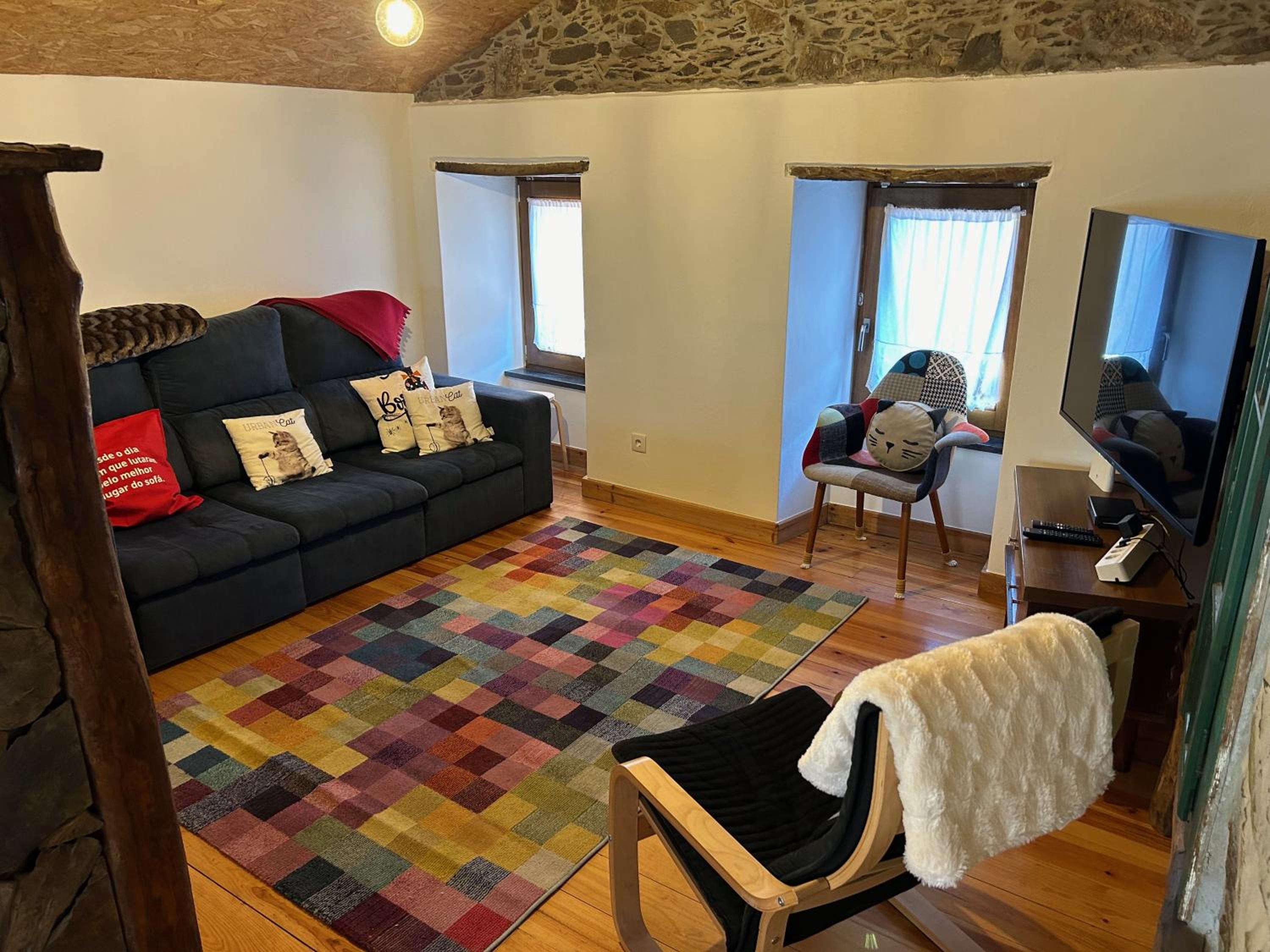 Two-Bedroom House - Photo 9