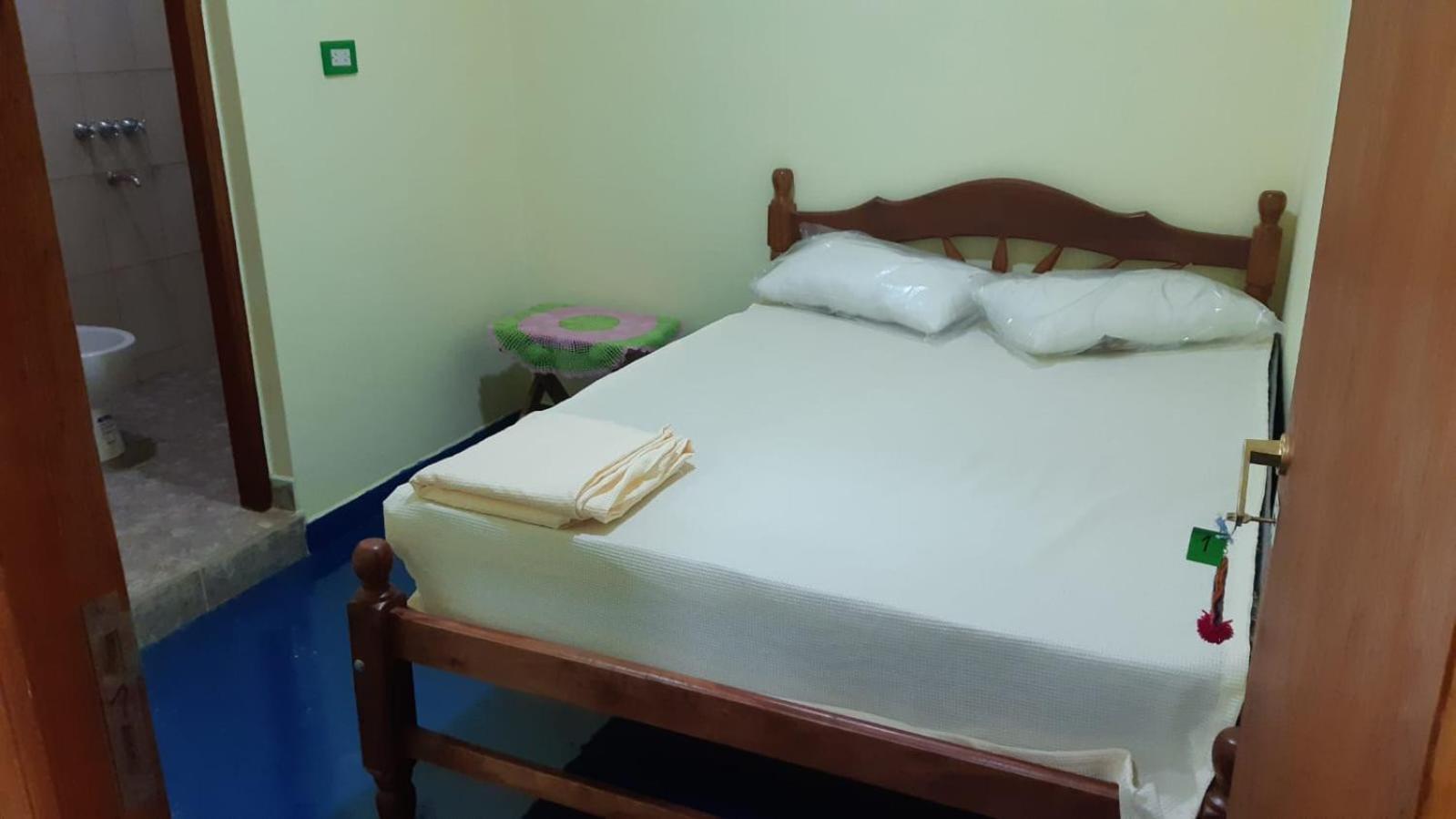 Double Room with Private Bathroom photo 1