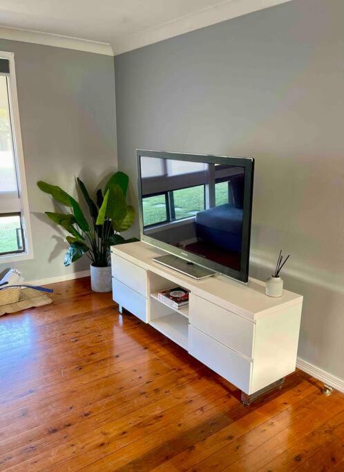 Four-Bedroom House photo 2