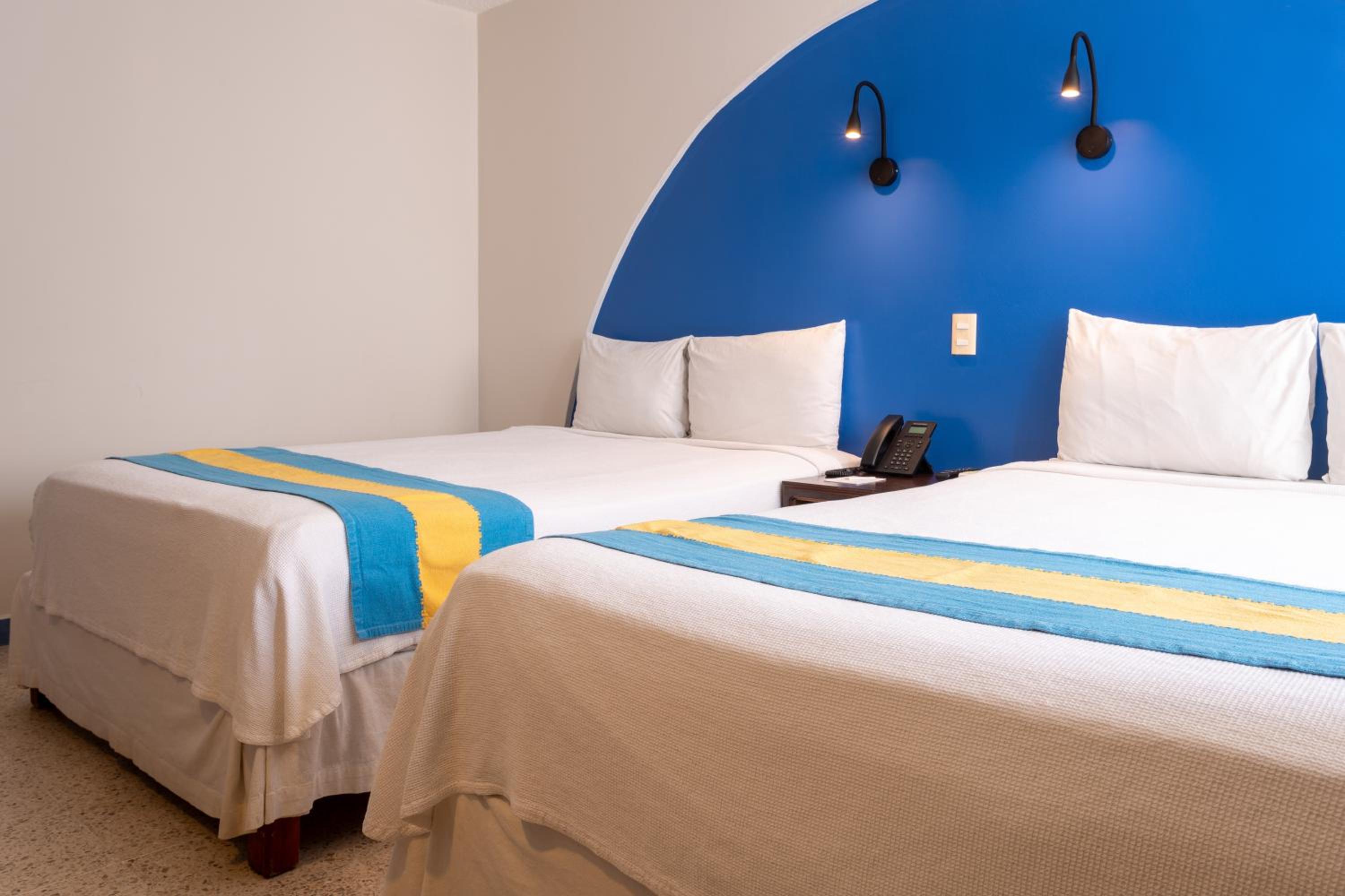 Standard Double Room - Photo 2