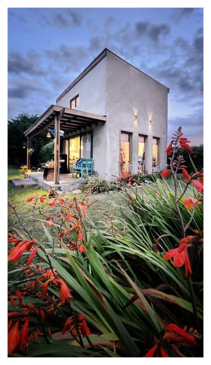 One-Bedroom House photo 2
