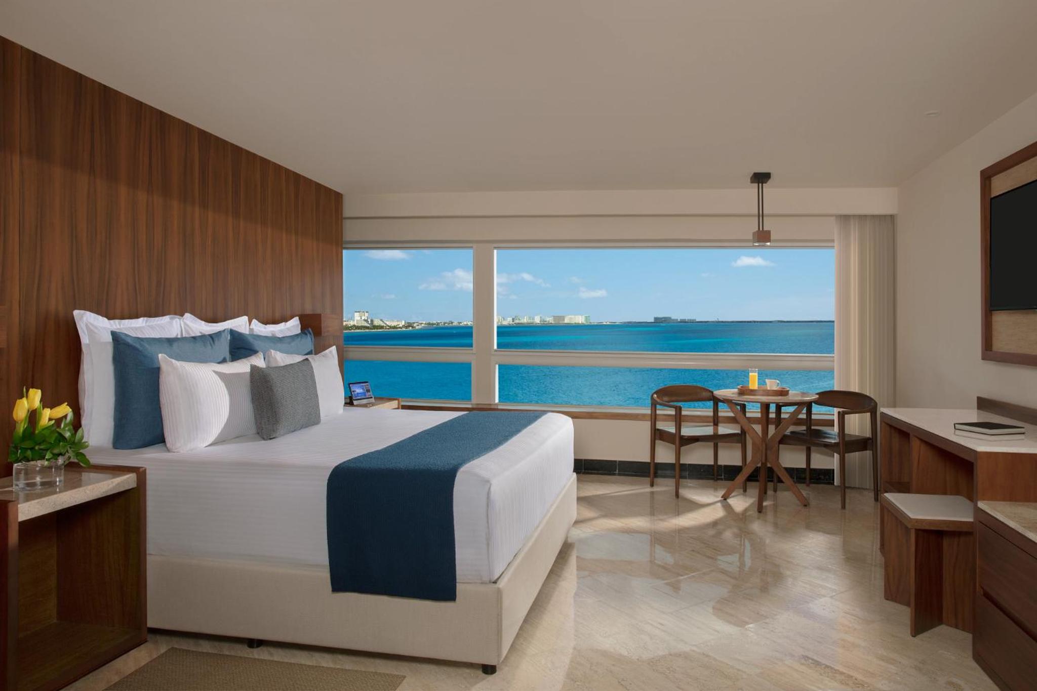 Preferred Club Junior Suite King