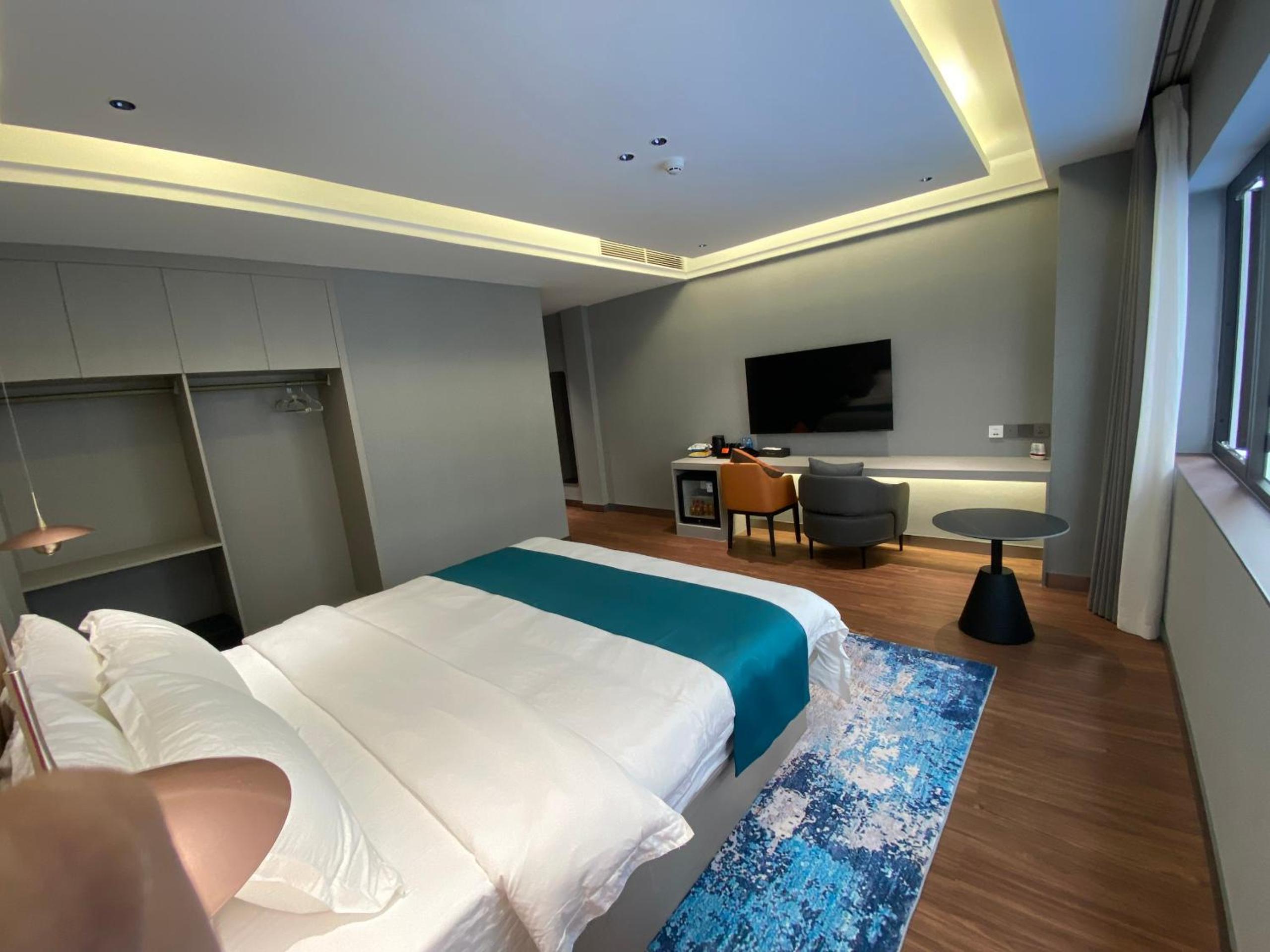 Deluxe Double Room with Shower photo 1