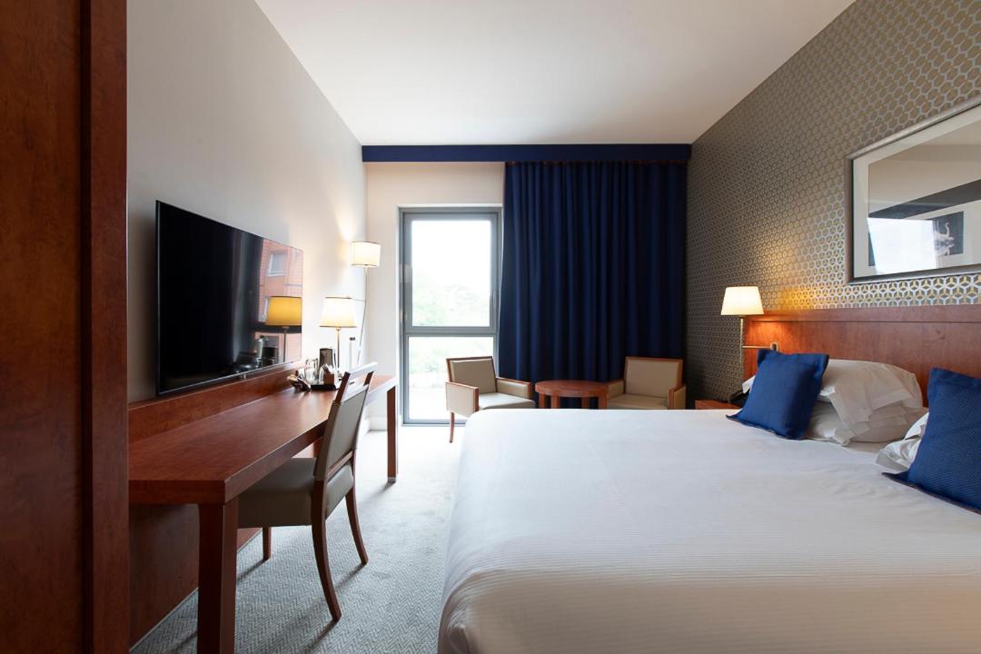 Standard Room - Photo 1
