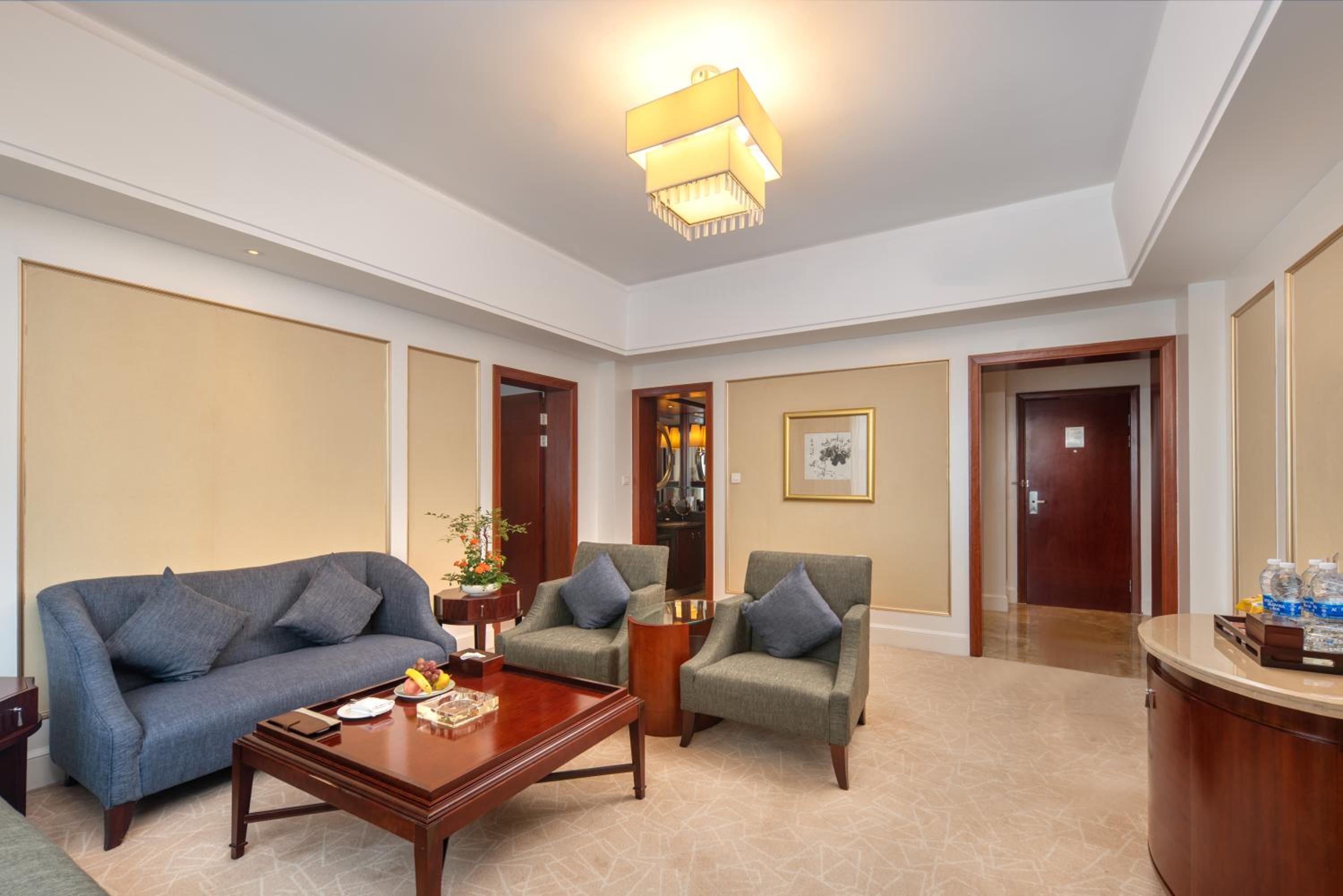 Standard Suite
