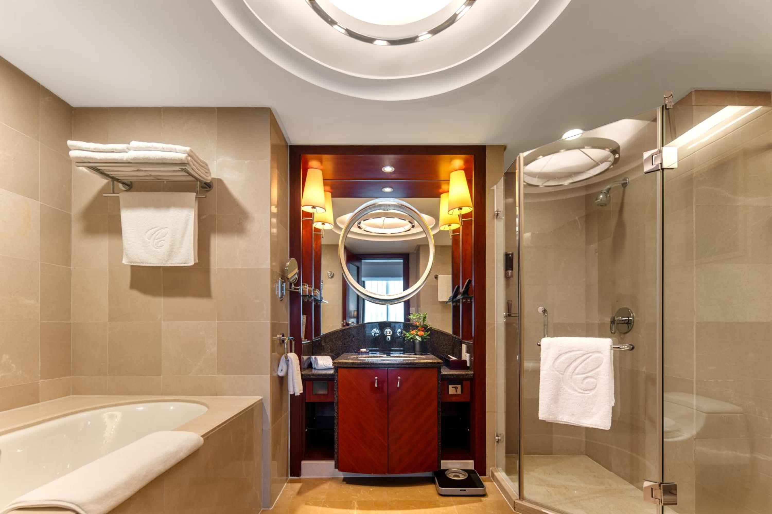 Standard Suite photo 2
