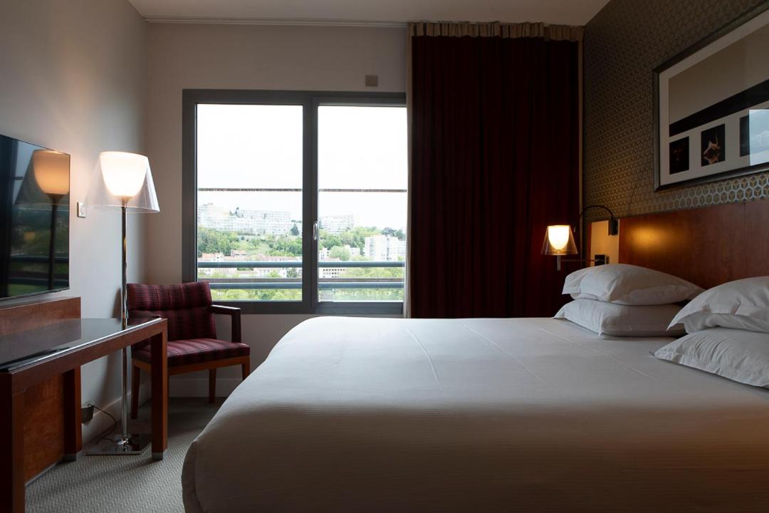 One-Bedroom Suite - Photo 1