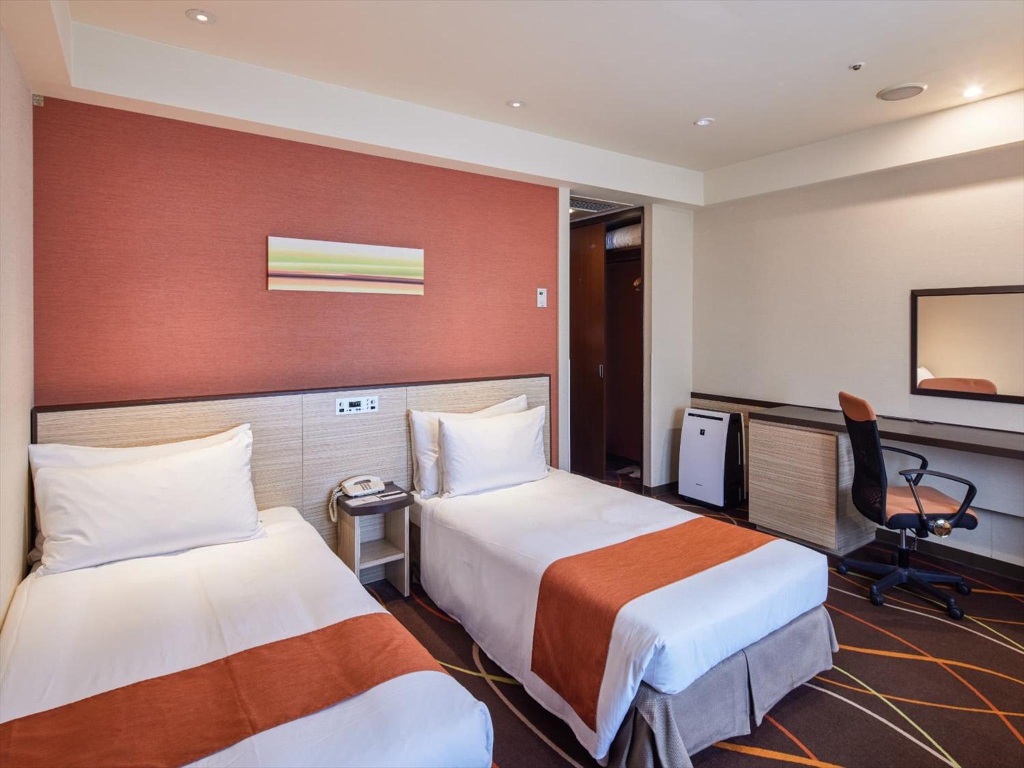 Superior Twin Room - Non-Smoking - Photo 1