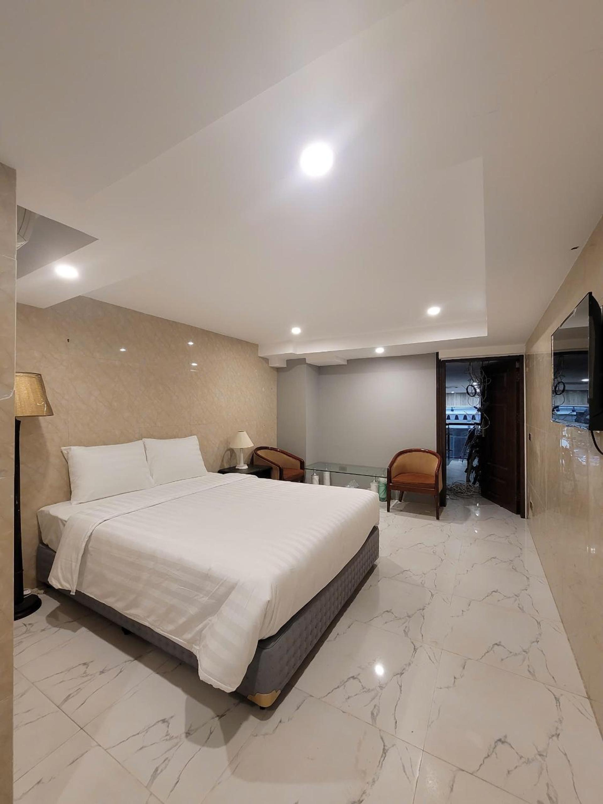 Standard Suite
