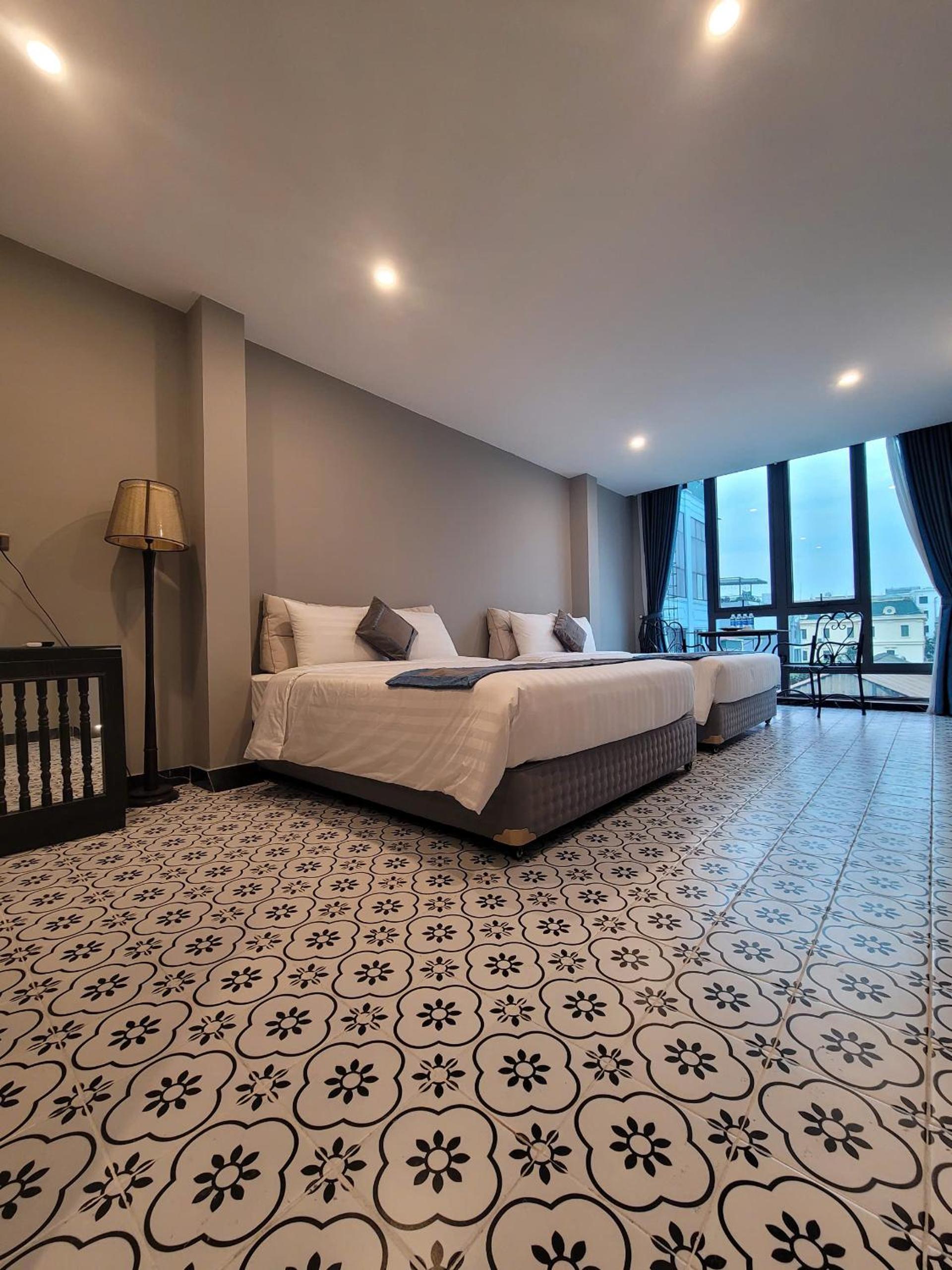 Deluxe Suite