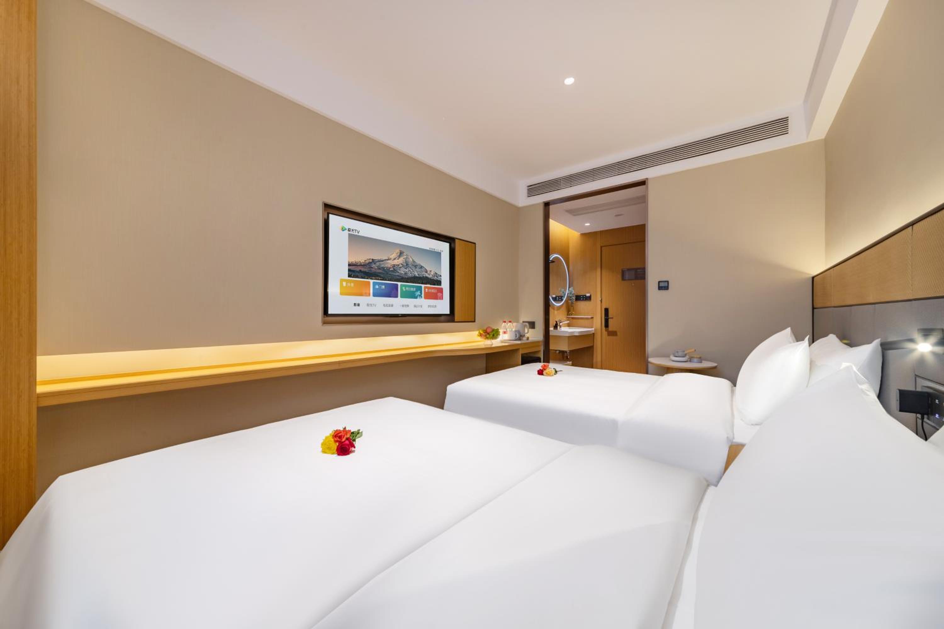 Deluxe Twin Room photo 3
