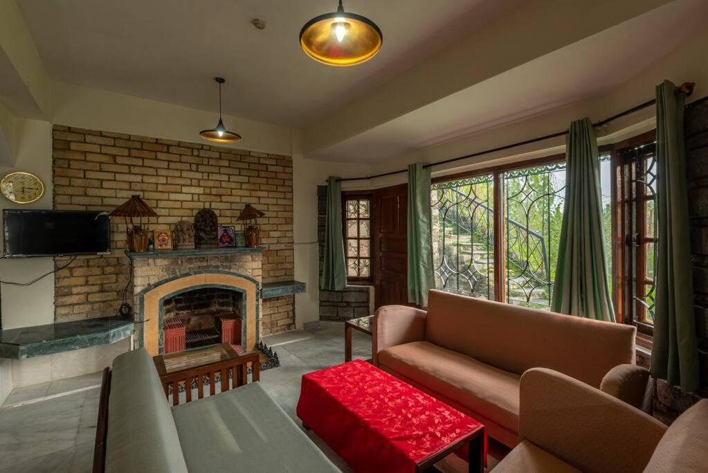 Three-Bedroom Villa photo 1
