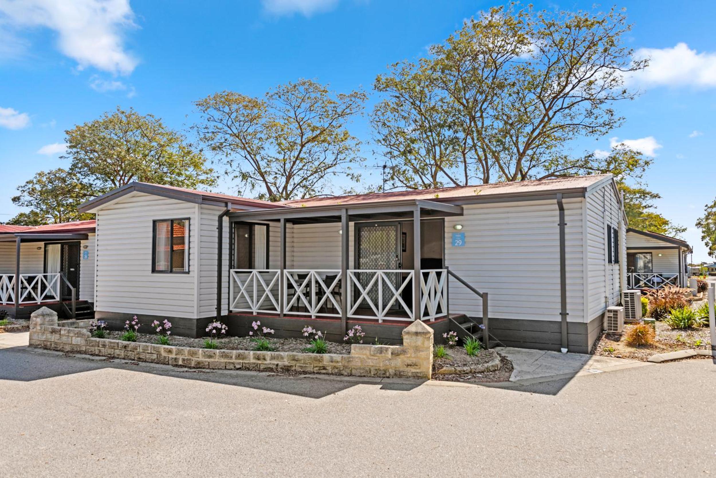 Deluxe 2 Bedroom Cabin