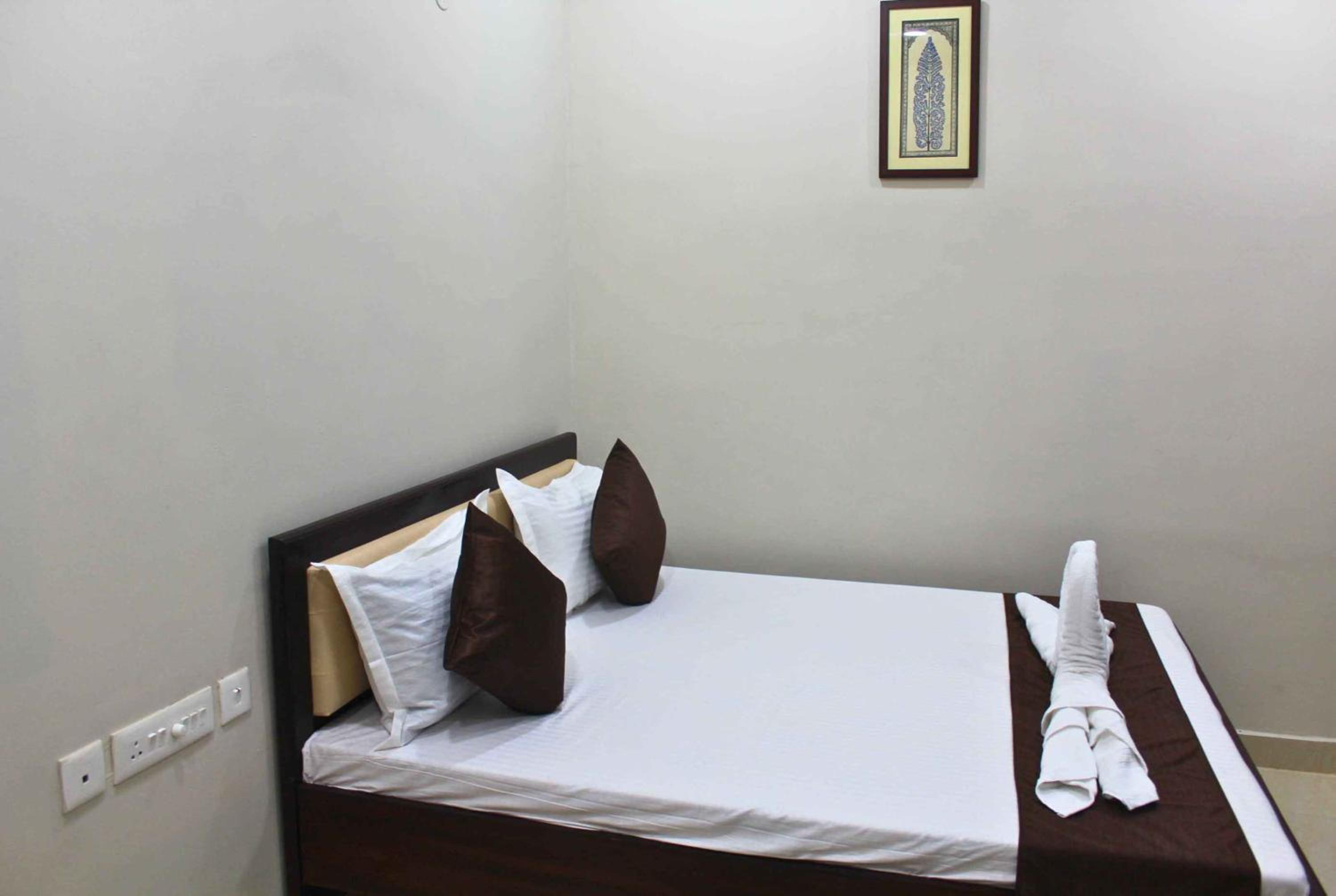 Deluxe Room - Photo 1