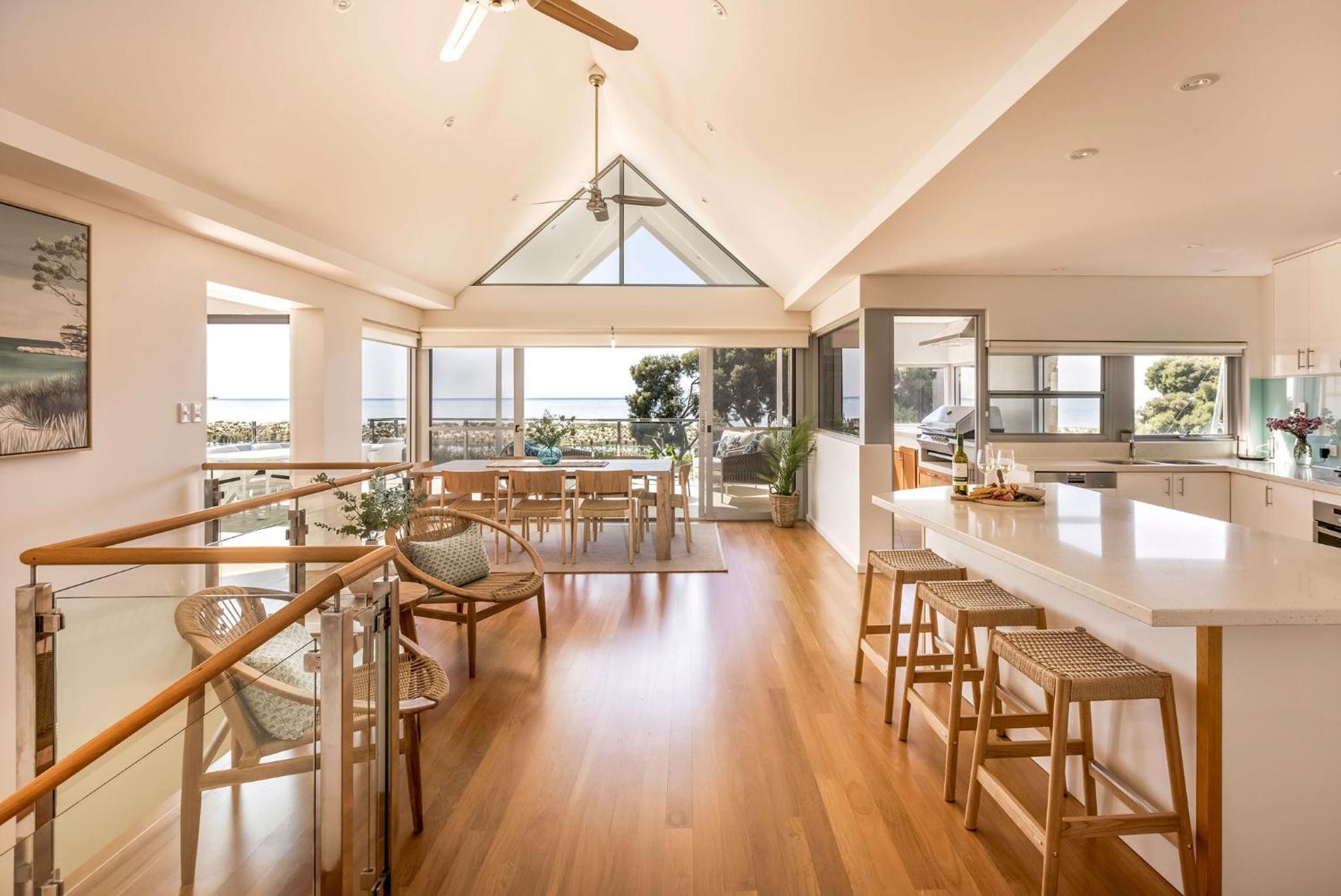 Four-Bedroom House photo 1