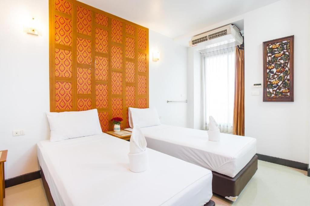 Superior Room Twin Bed photo 3