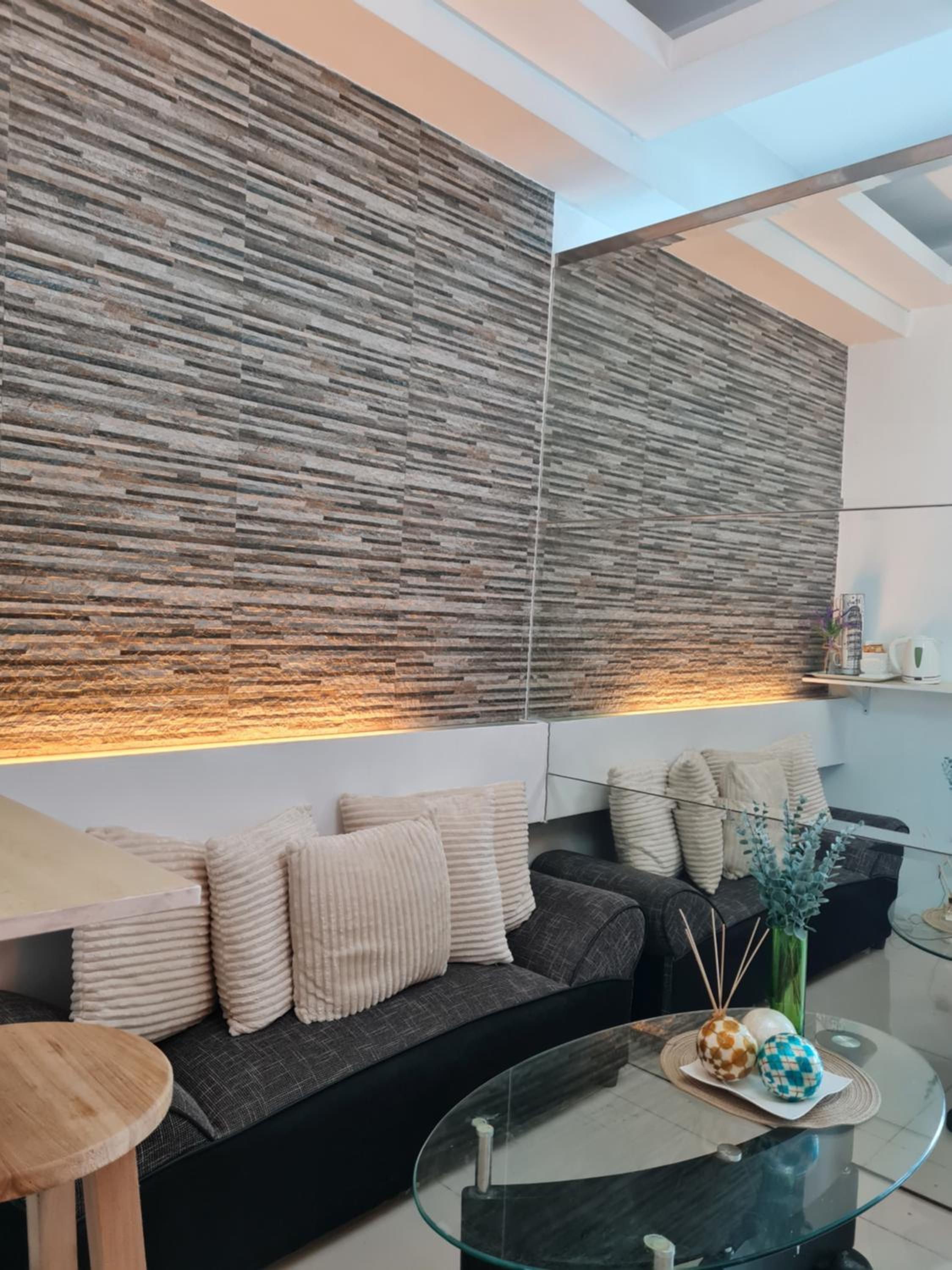 Apartment with City View