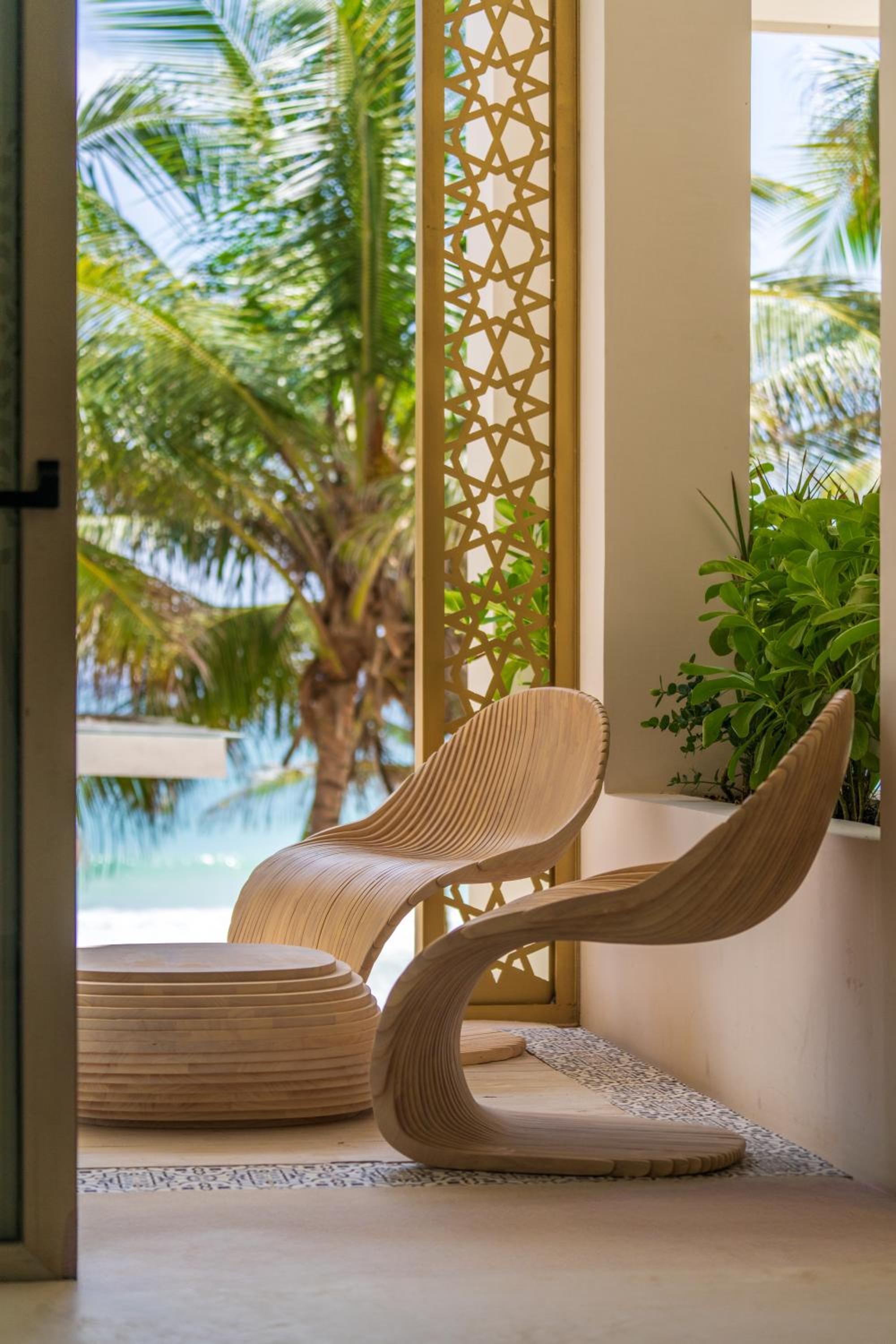 Beachfront Private Pool Suite