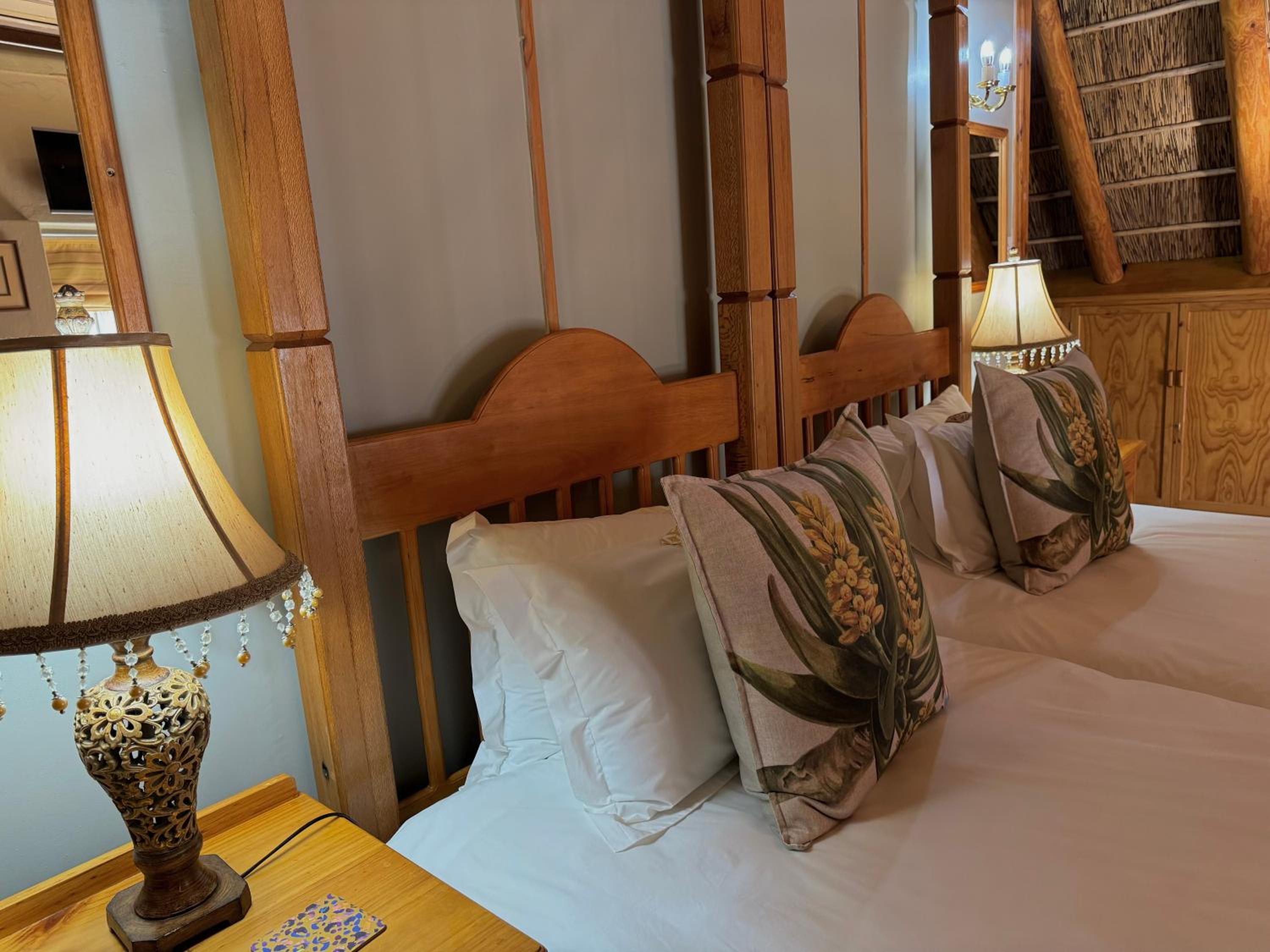 Deluxe King Room photo 1