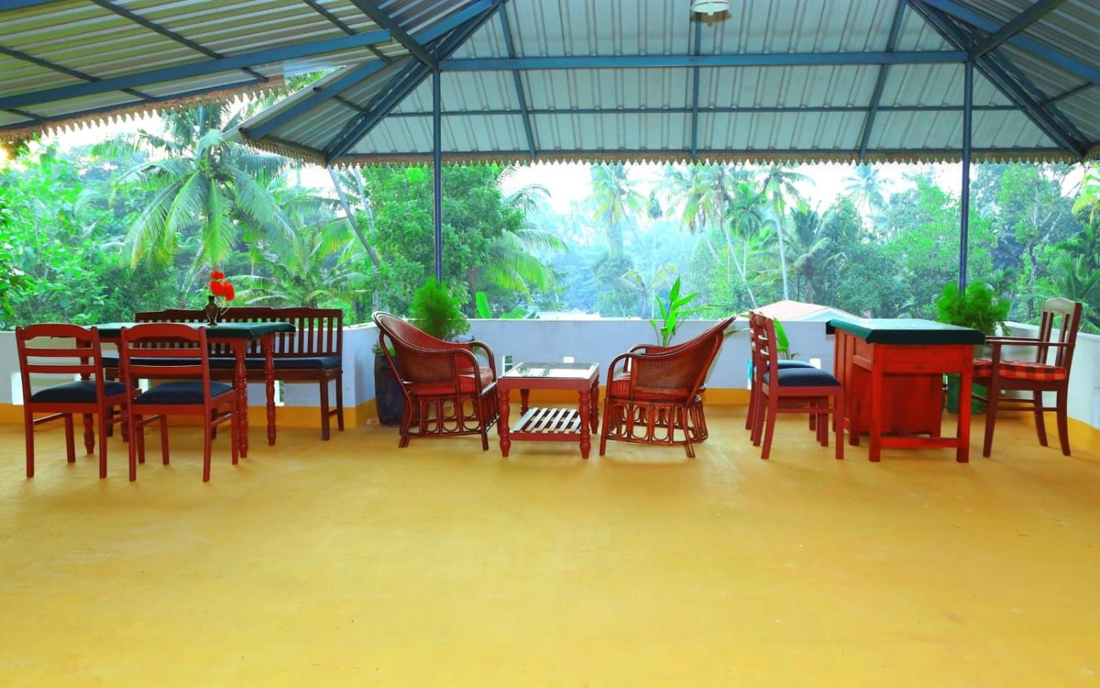 Double Room With Balcony photo 3
