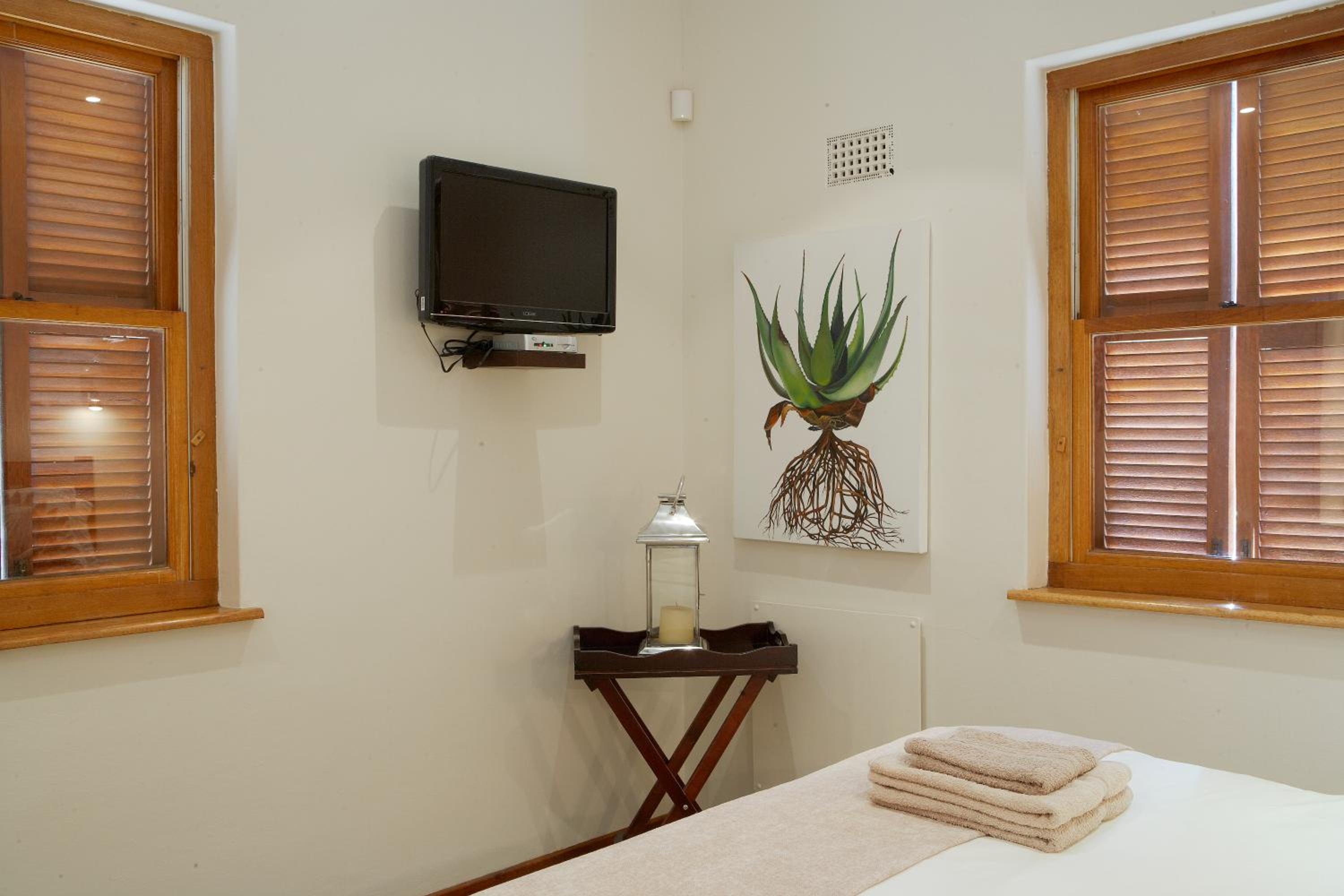 Budget Double Room photo 2