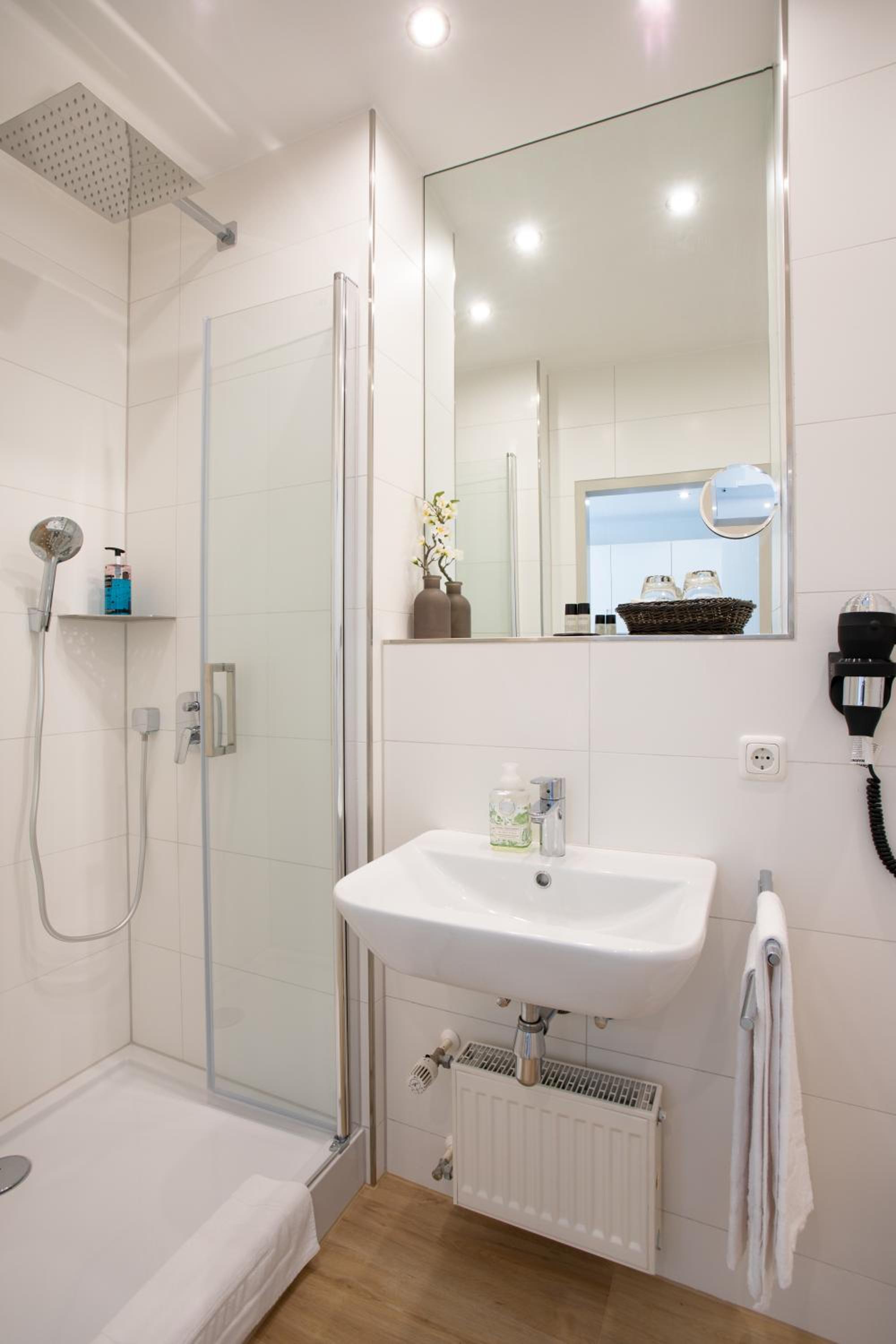 Double Room Plus - Photo 7