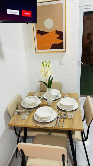 Three-Bedroom Villa photo 2
