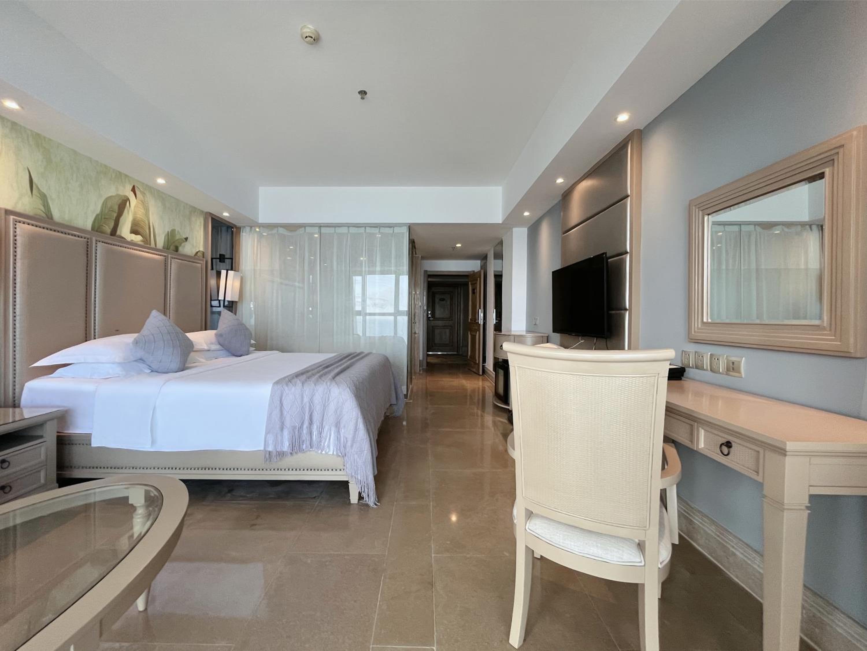 Queen Room with Sea View