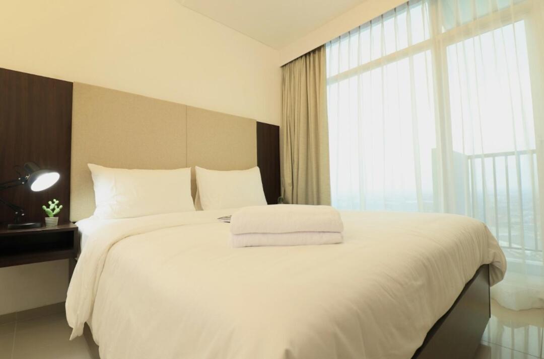 One-Bedroom Apartment - Photo 1