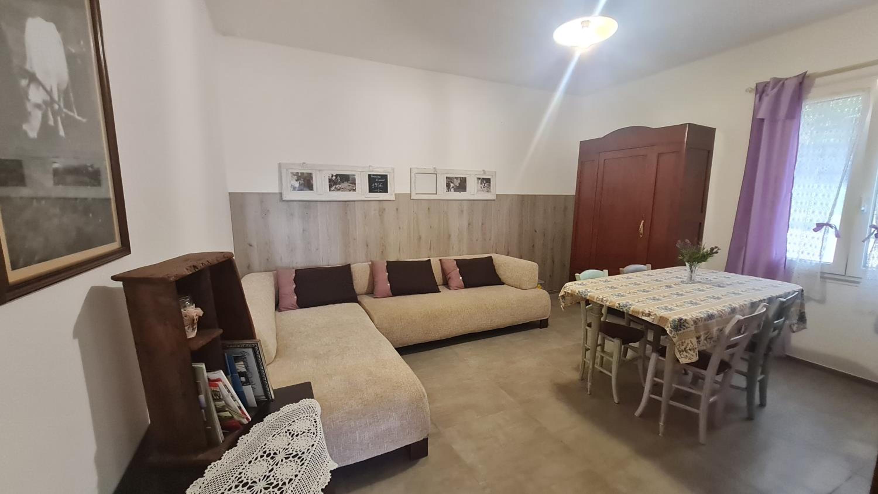 One-Bedroom House photo 2