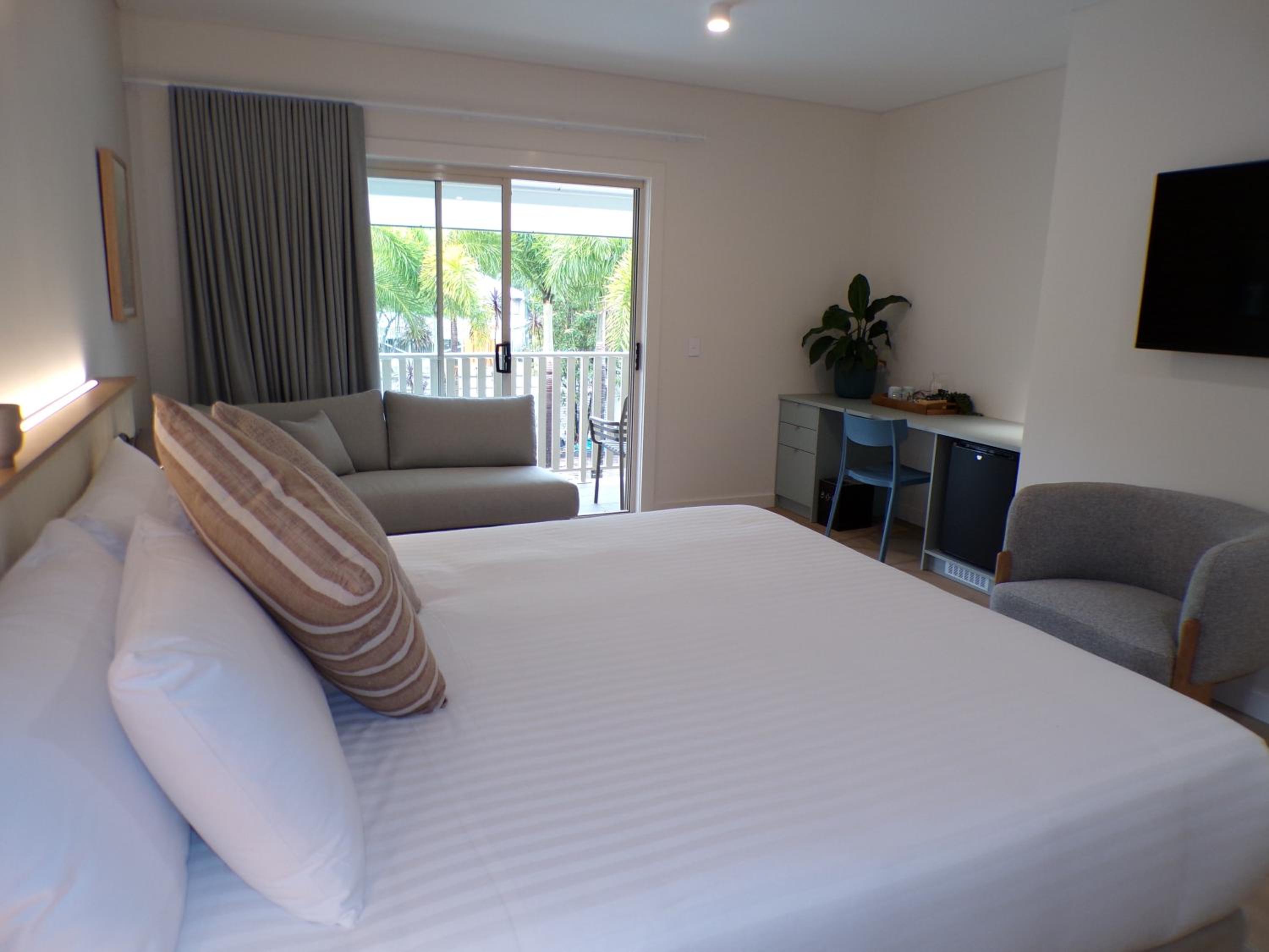 King Room with Balcony photo 3