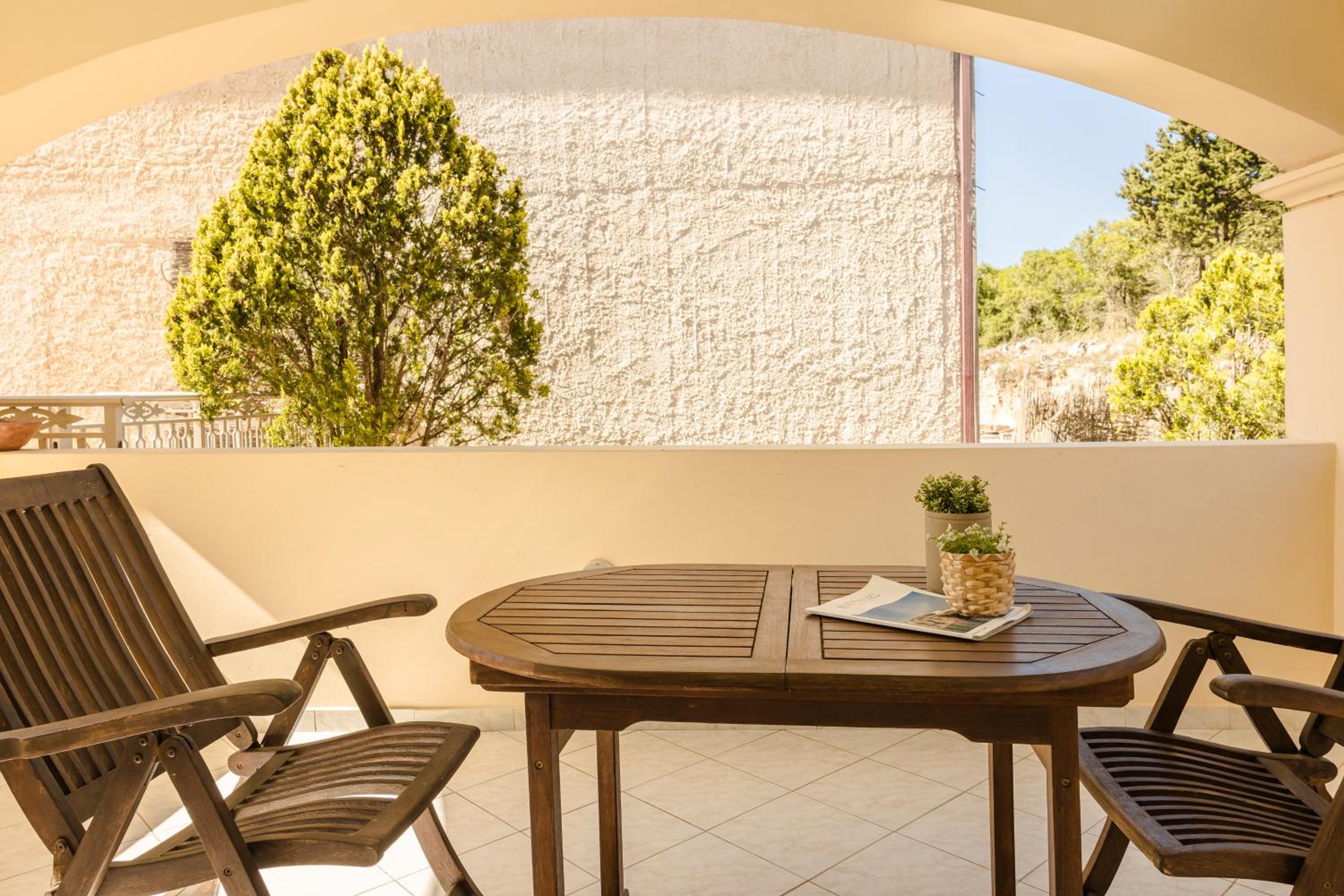 Deluxe Double or Twin Room with Garden View photo 3