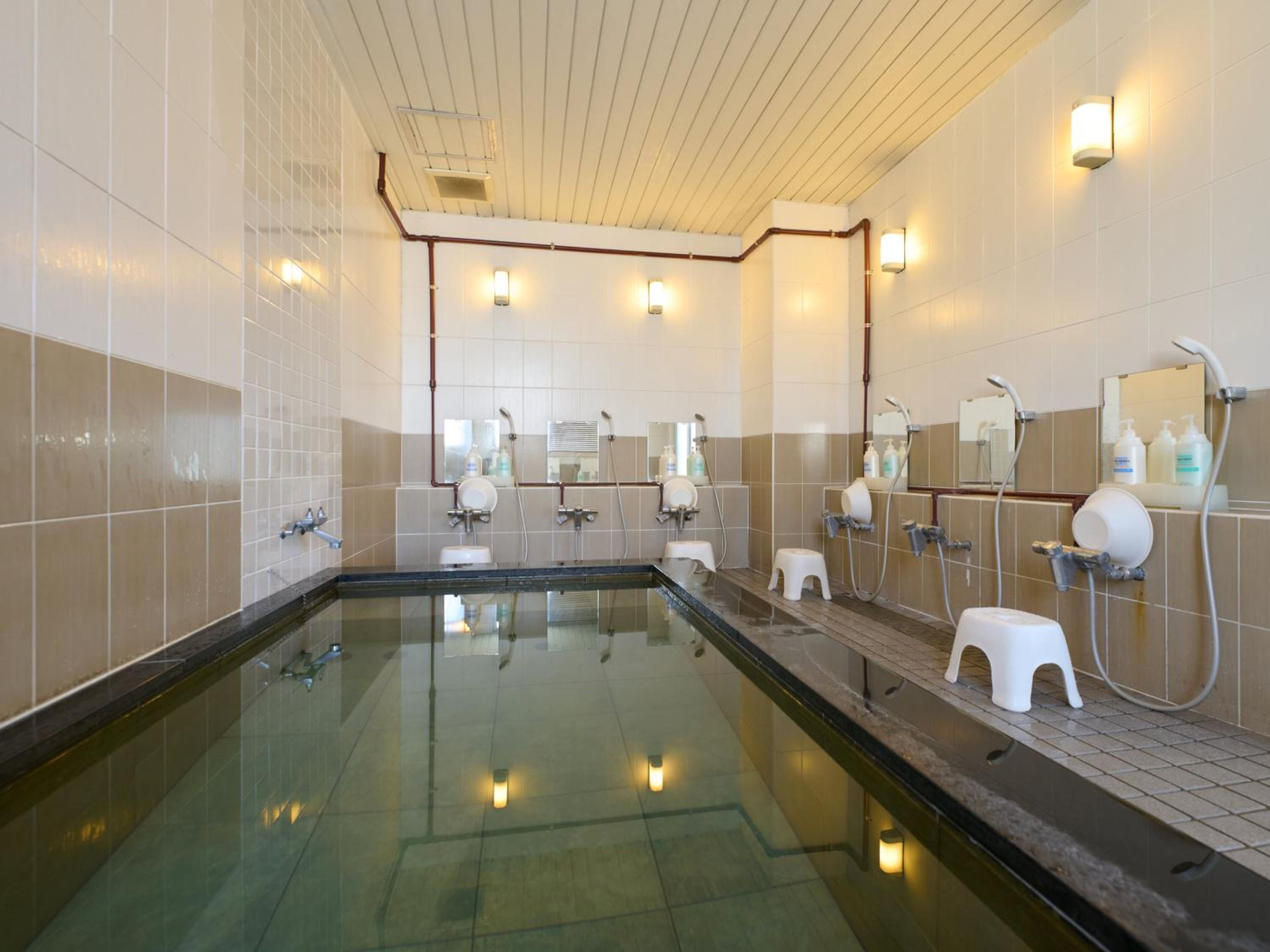 Male only - Triple Room with Shared Bathroom - Smoking photo 3