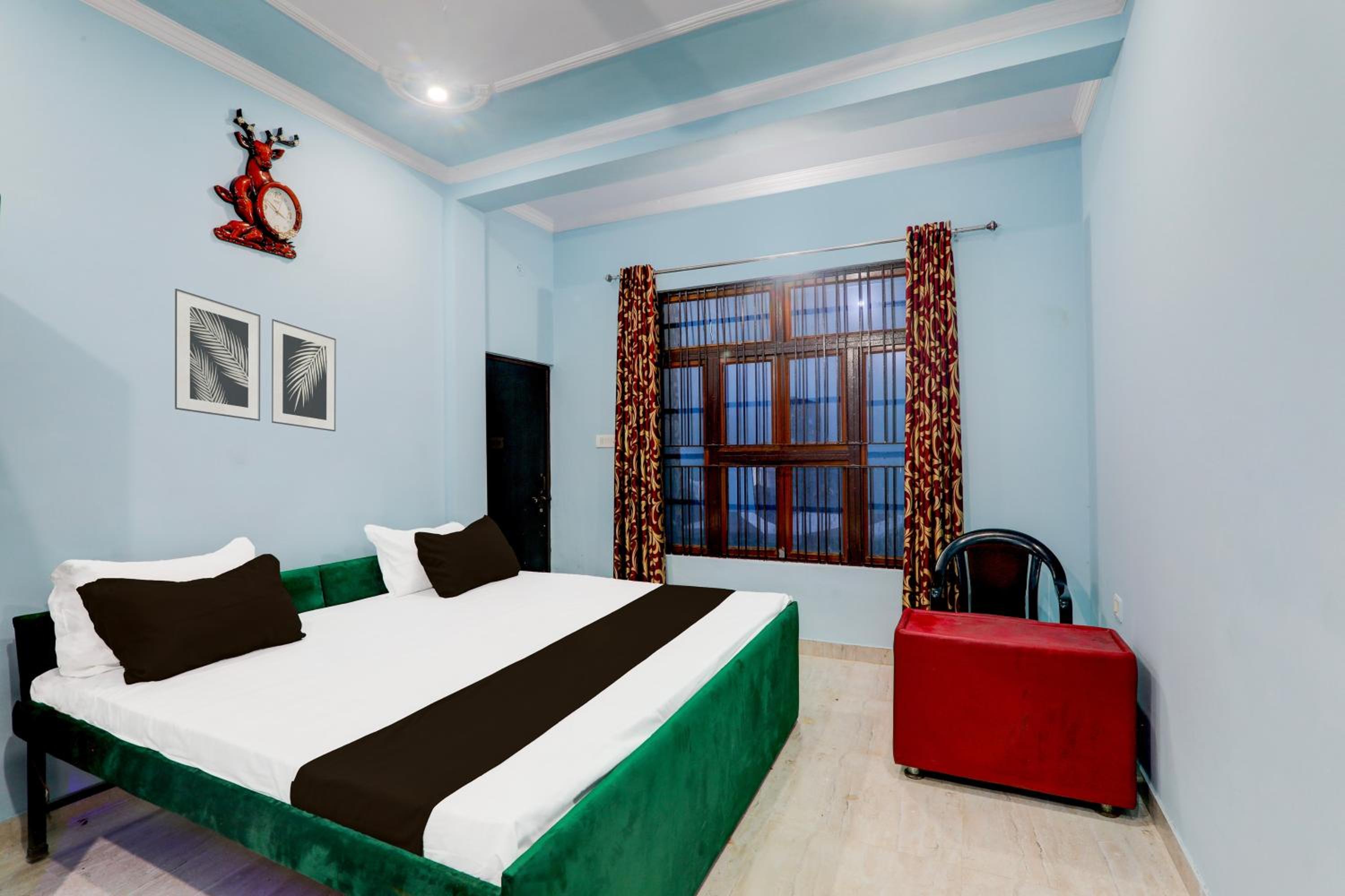 Classic Triple Room photo 1