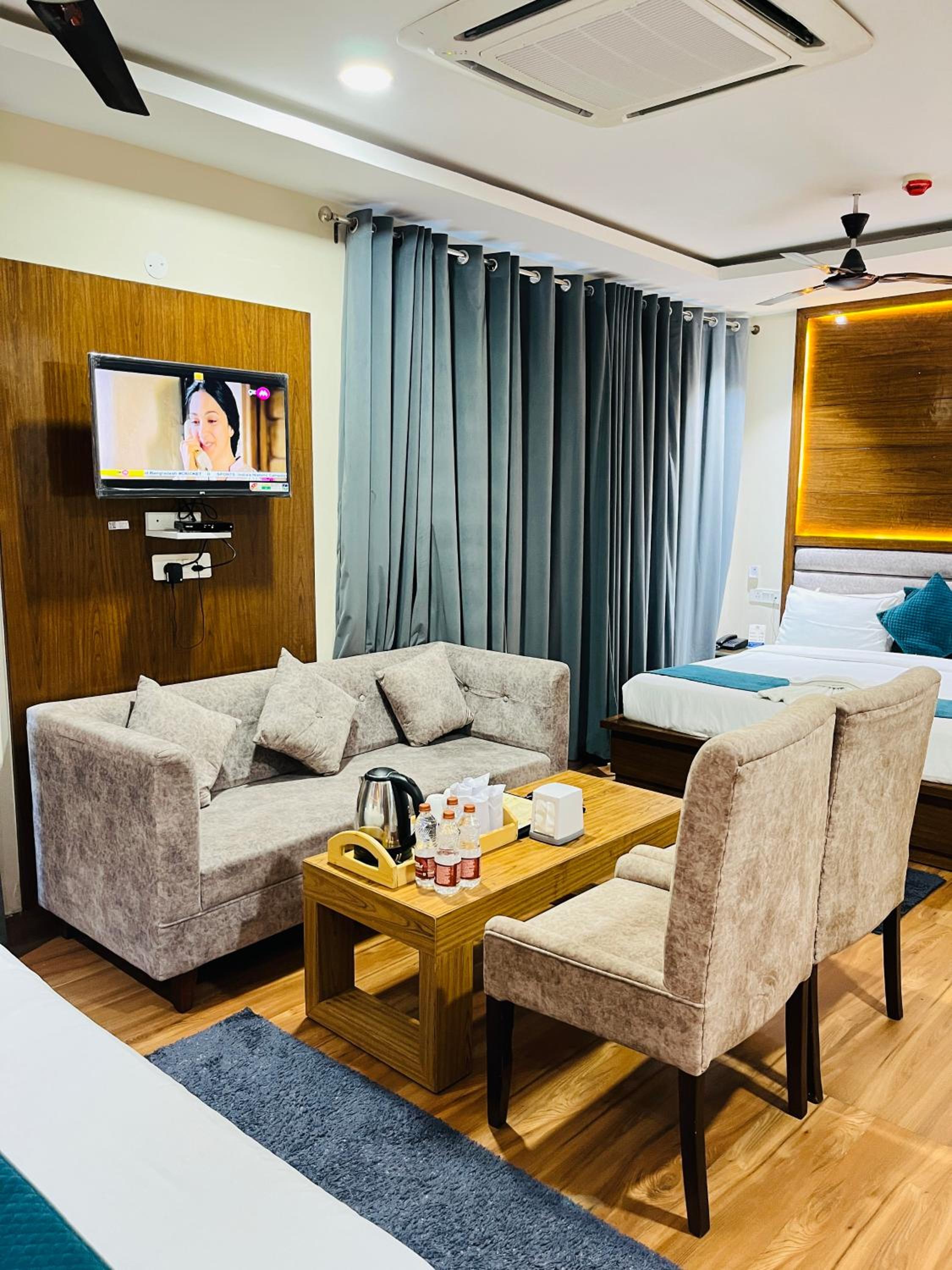 Deluxe Family Suite