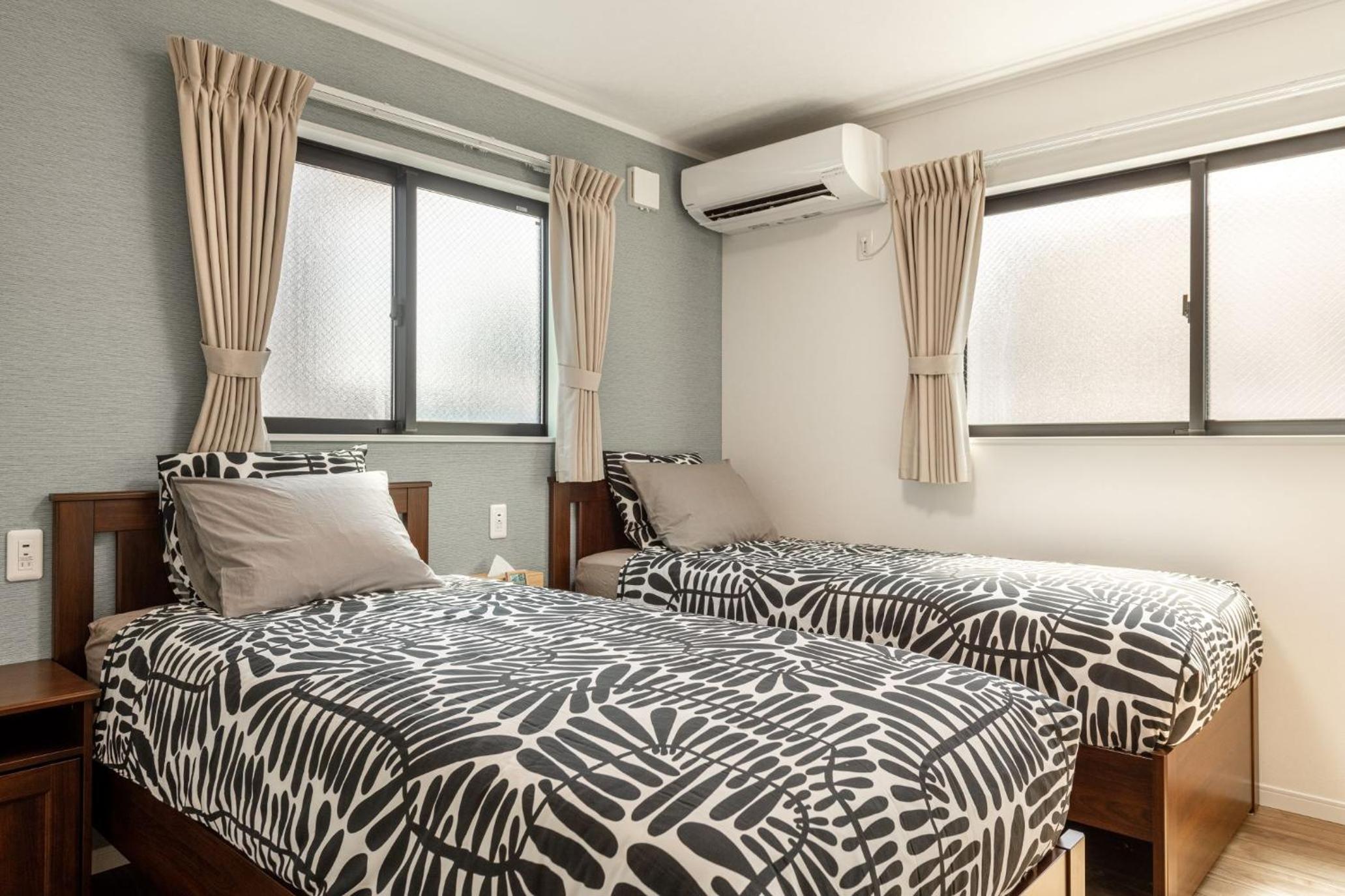 Two-Bedroom Apartment with Balcony photo 2