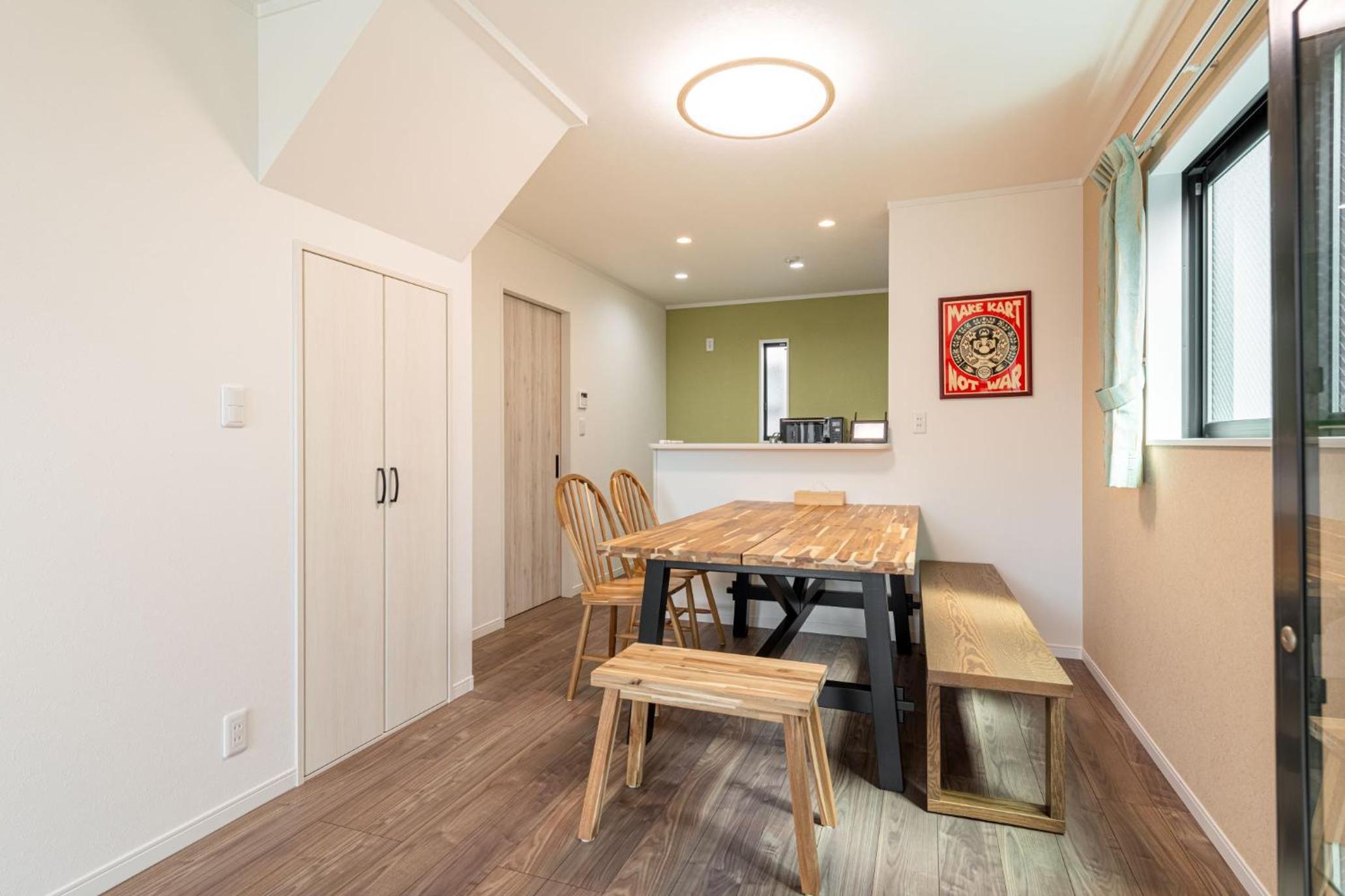 Two-Bedroom Apartment with Balcony photo 3
