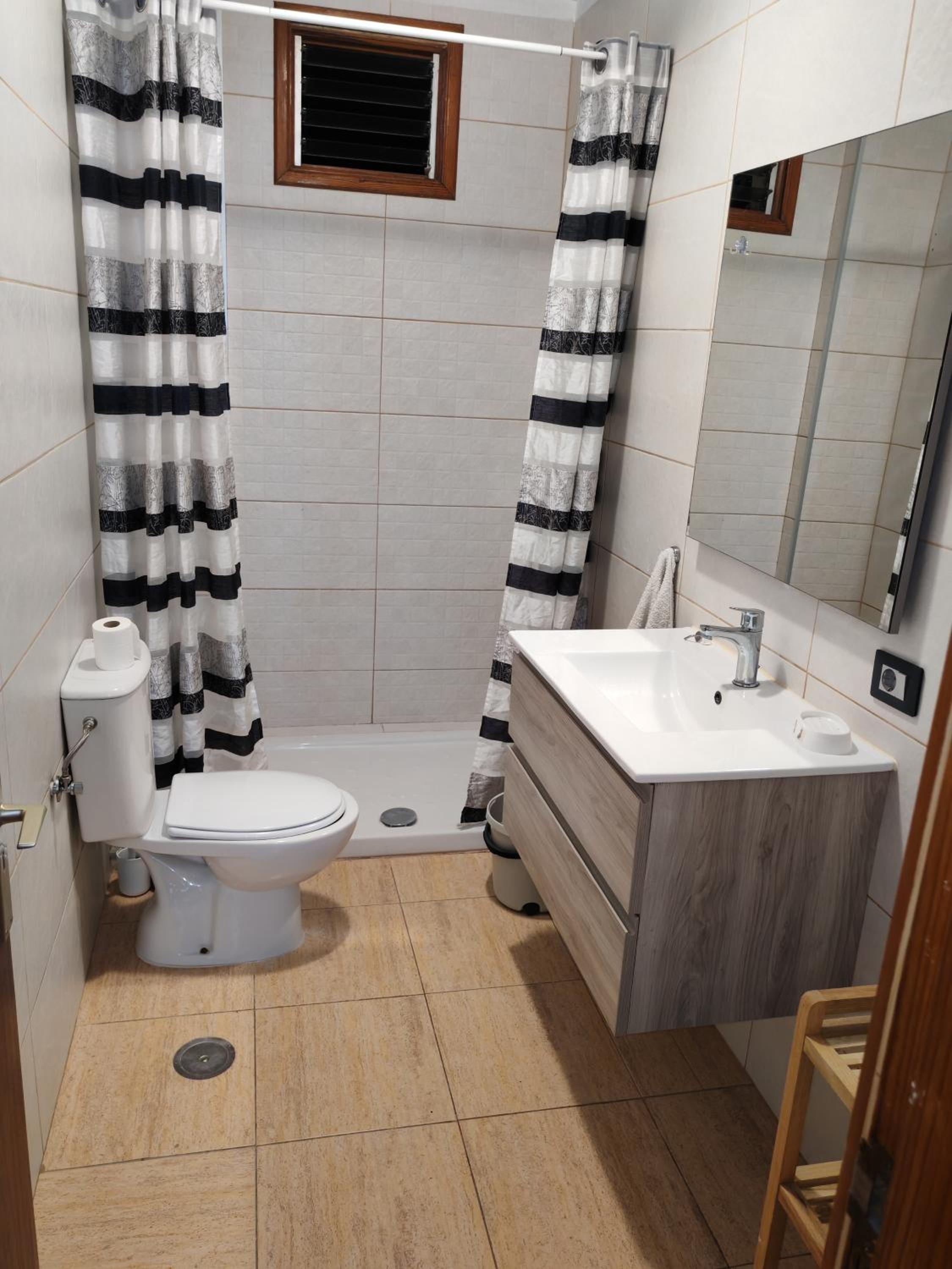 Two-Bedroom House photo 3