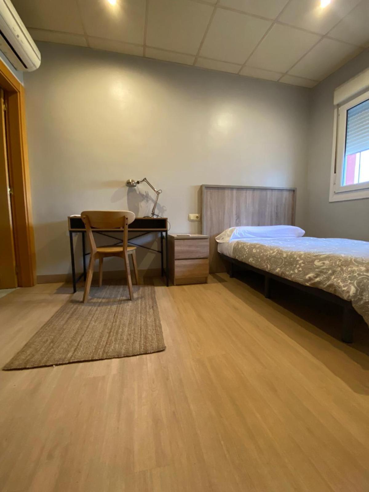 Habitación individual con baño privado