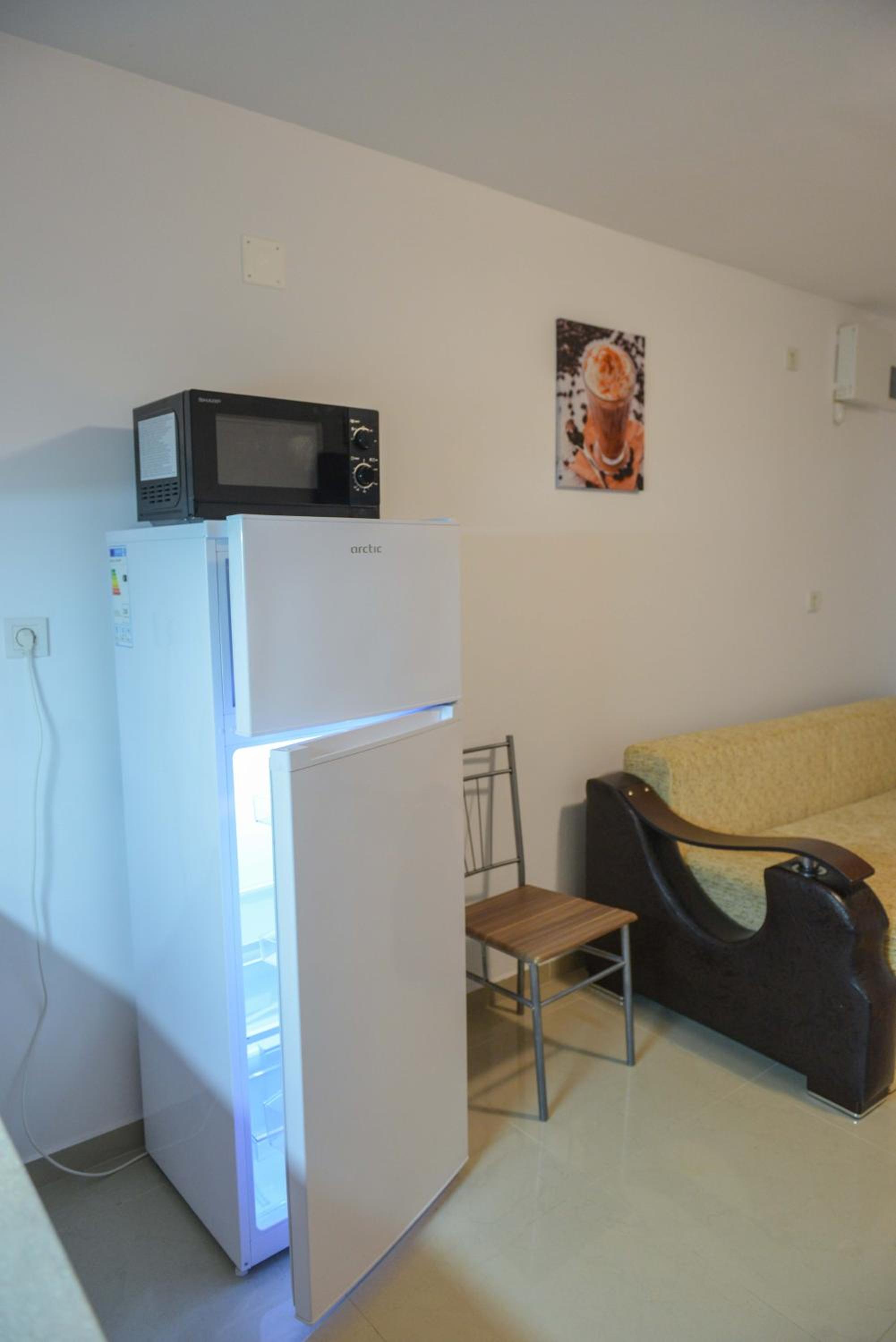 One-Bedroom Apartment with Balcony photo 2