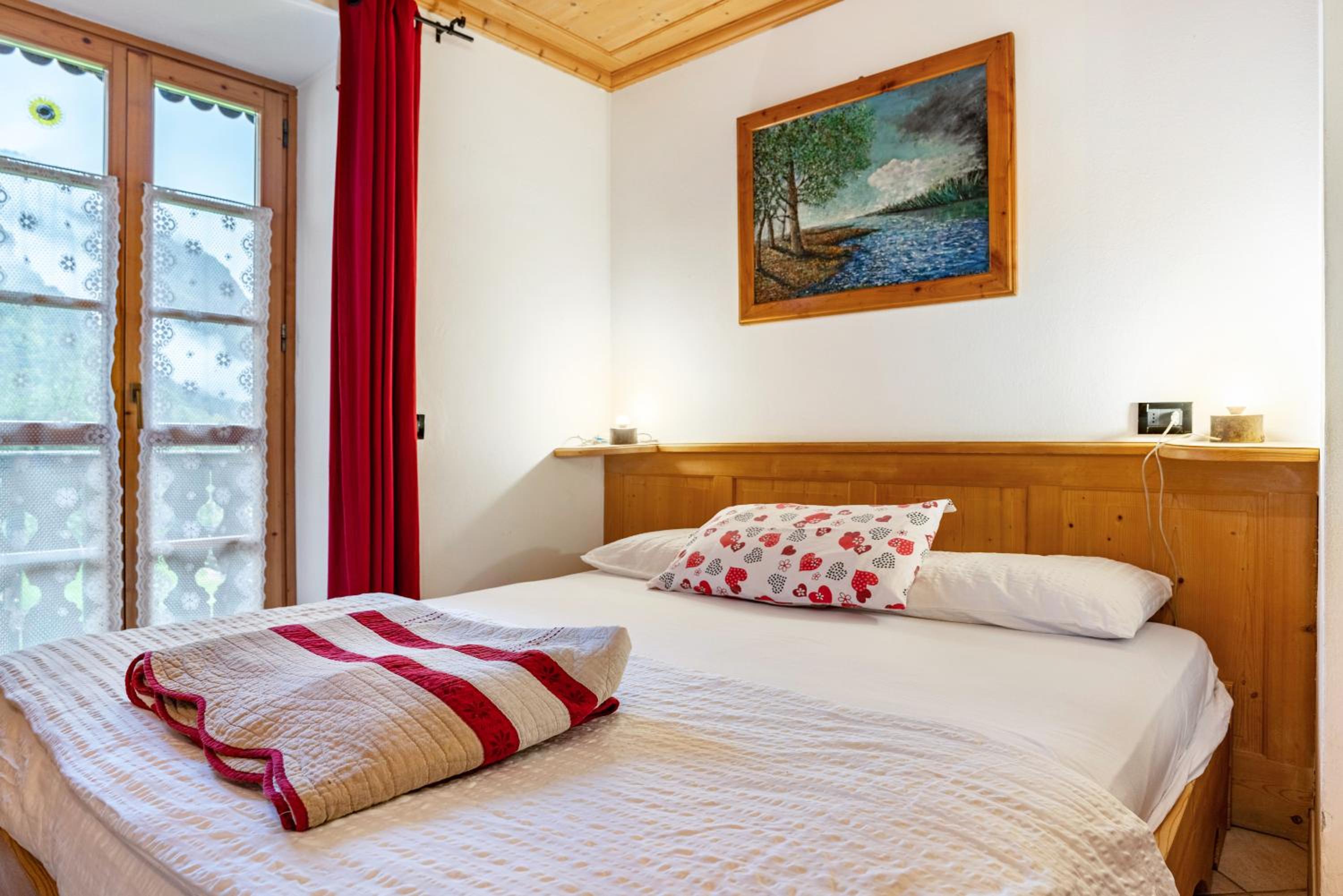 Standard Queen Room