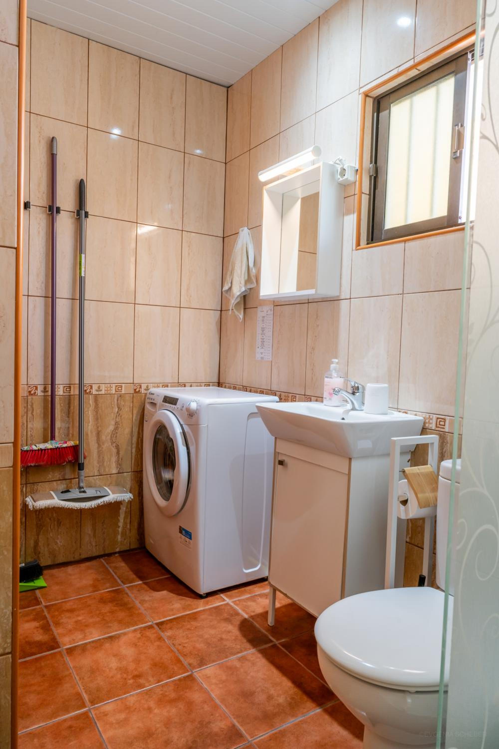 Apartment - Photo 16